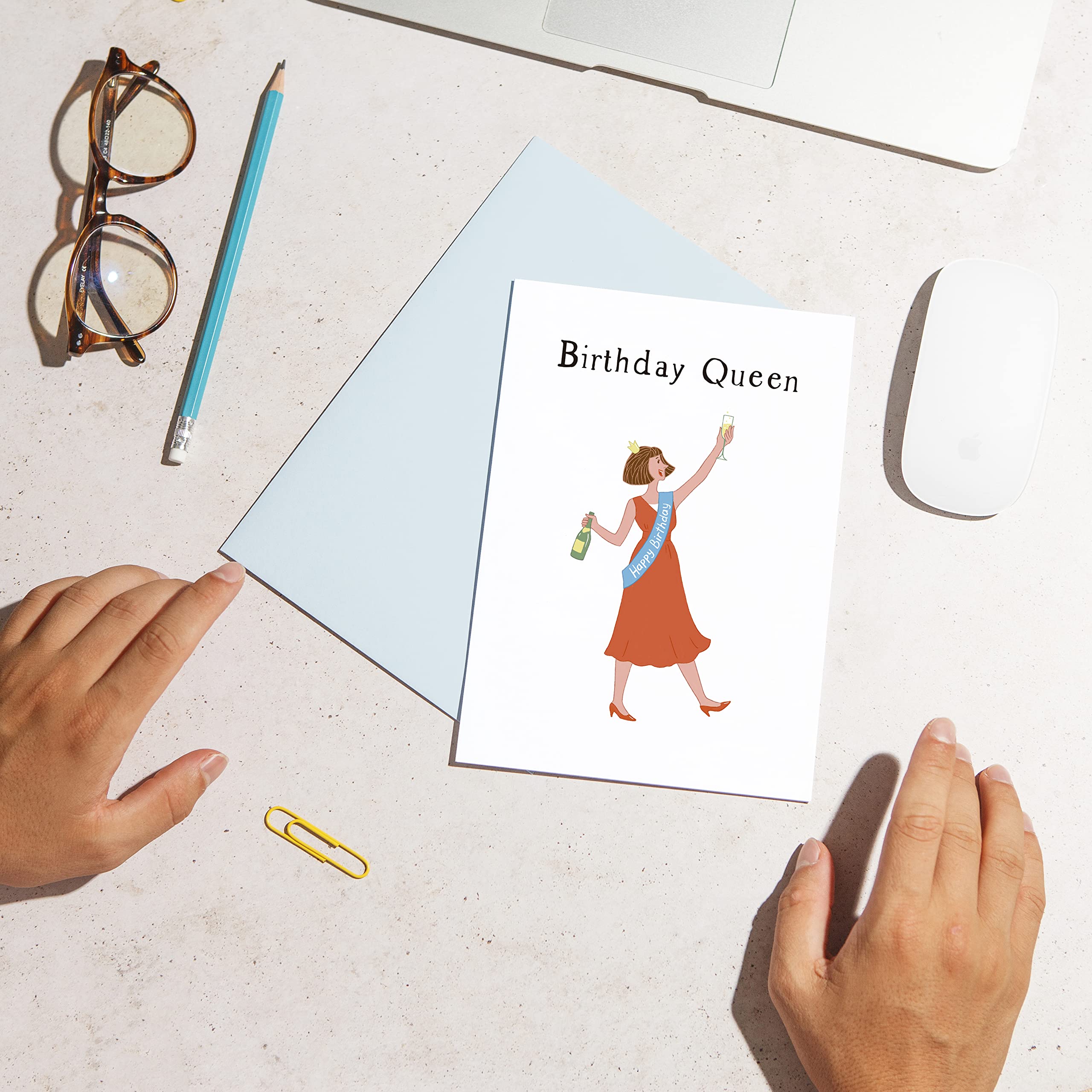Huxters ‘Birthday Queen’ A5 Funny Birthday Card for Women - Sassy & Unique Greeting Card with Envelope - FSC Certified Eco-Friendly Paper - Perfect for Wives, Girlfriends & Best Friends Birthday Gifts