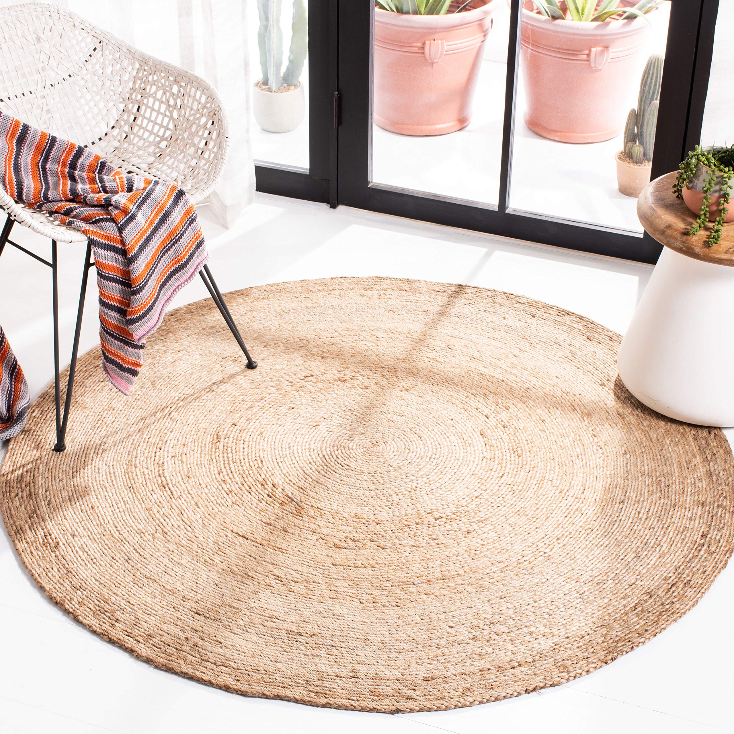 SAFAVIEH Natural Fiber Round Collection 6' Round Handmade Jute Area Rug - Boho Country Charm for Living Room, Bedroom & Home Decor