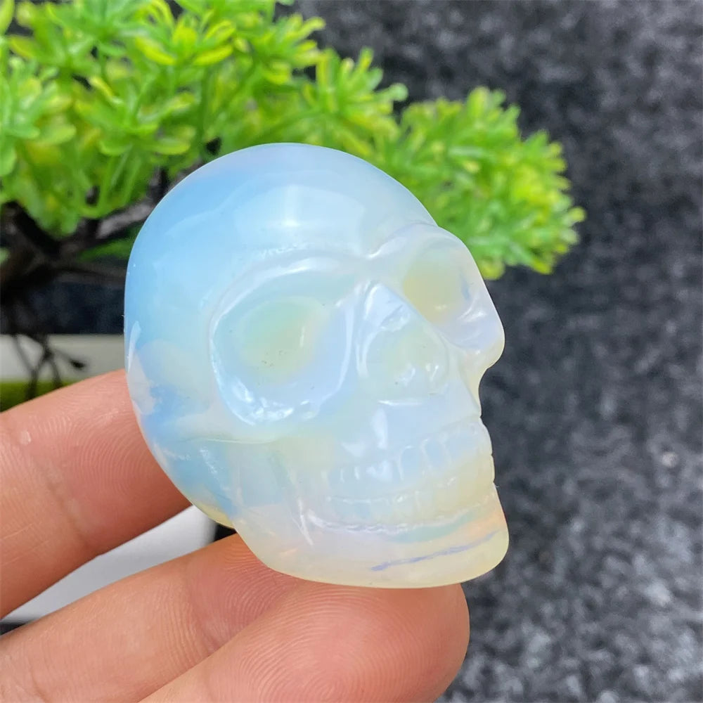 Natural Crystal Hand-Polished Carved Skull - Halloween Decor, Home Decor, Spiritual Healing Stone, Unique Holiday Gift for Collectors & Witches - Perfect for Altars, Meditation & Gothic Decorations