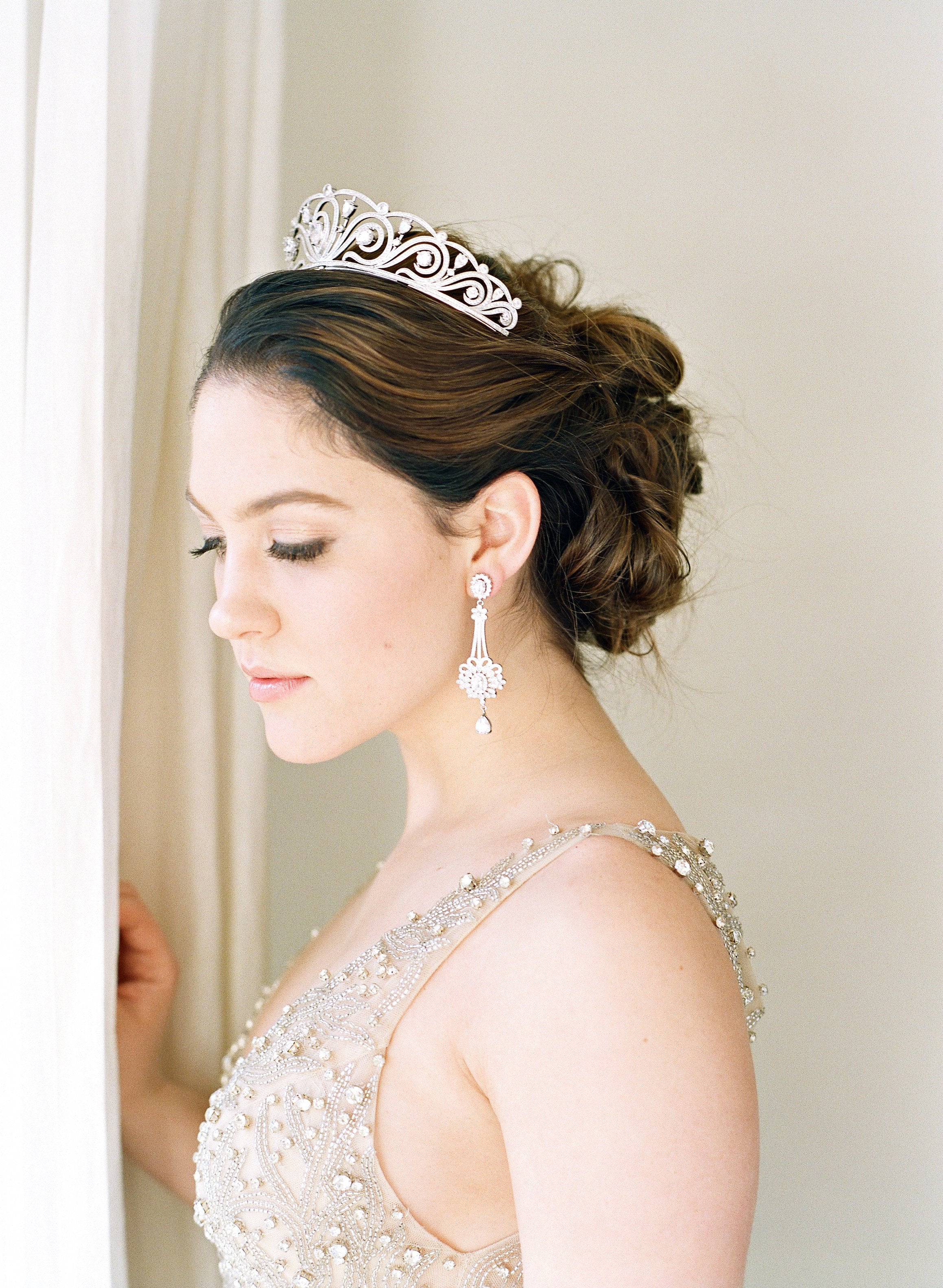 Art Deco Bridal Tiara - Vintage Inspired Wedding Headpiece for Brides, Bridesmaids & Prom - Perfect for Vintage, Gatsby & Themed Weddings