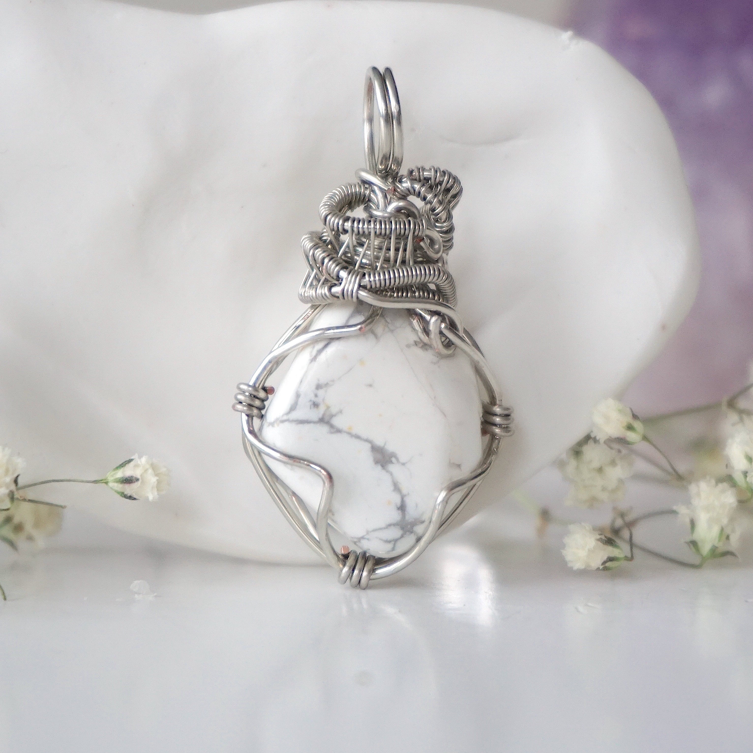 White Howlite Pendant Necklace in White Gold - Elegant Gemstone Jewelry for Women, Perfect for Gifts, Weddings & Everyday Wear