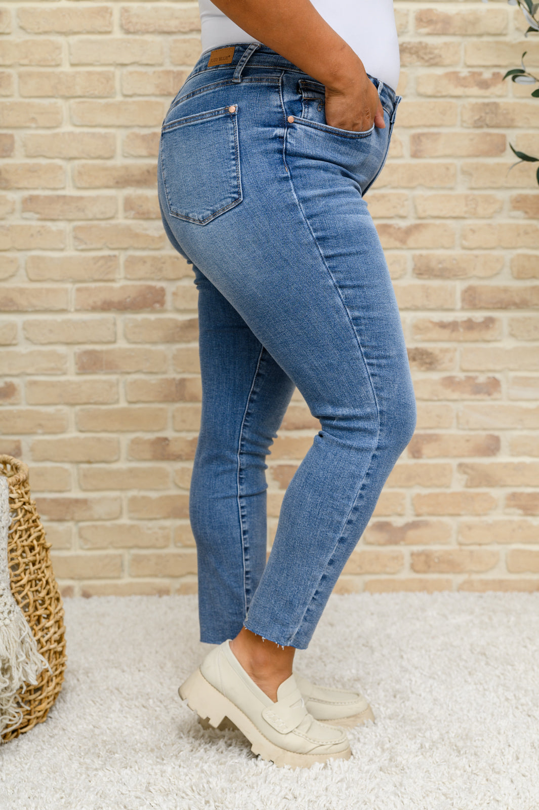 Becca High Waisted Embroidered Pocket Relaxed Jeans for Women - Comfortable Stretch Denim Pants for Casual Wear & Everyday Outfits