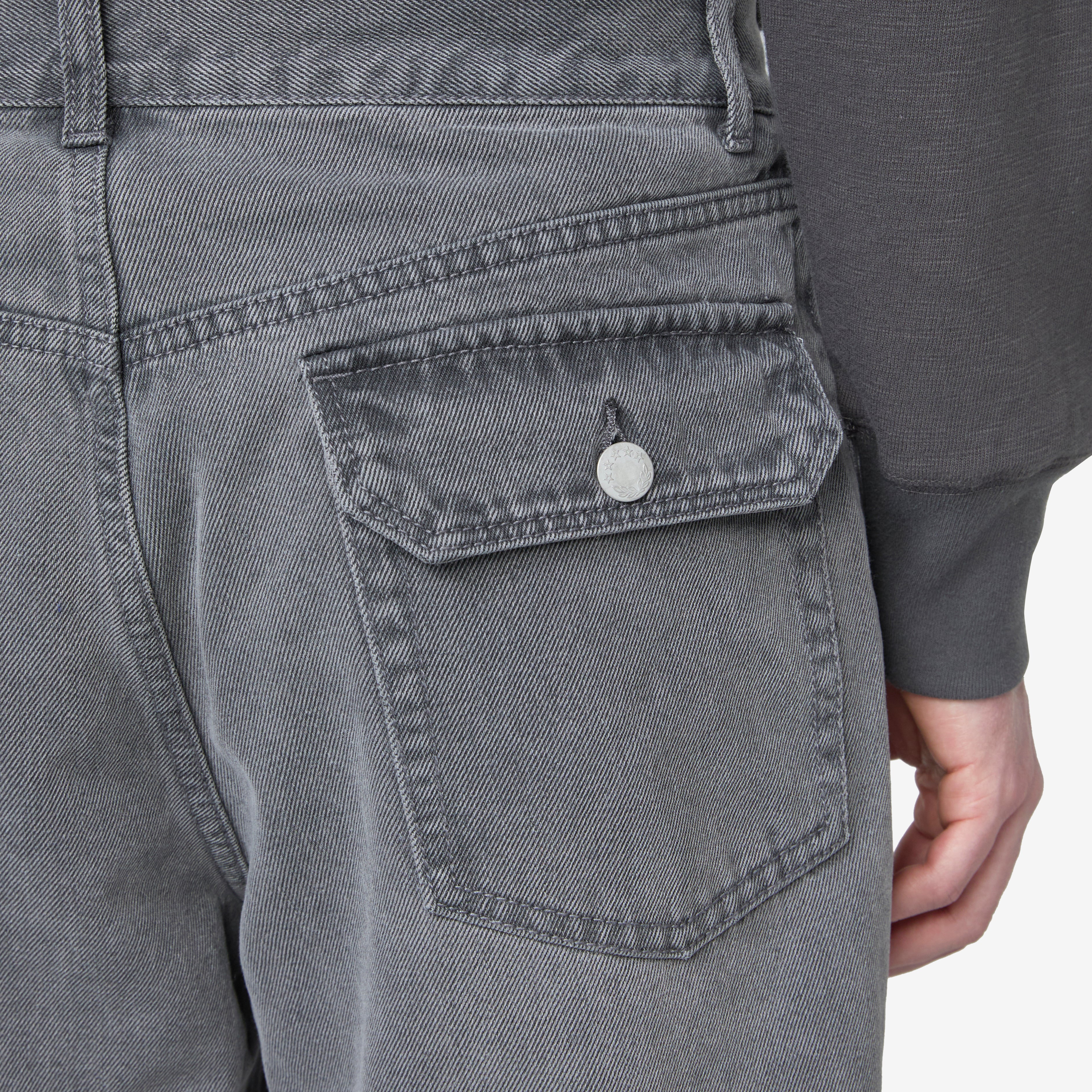 Pin Tuck Loose Fit Denim Pants Washed Grey - Women's High Waist Comfortable Casual Jeans for Everyday Wear & Street Style