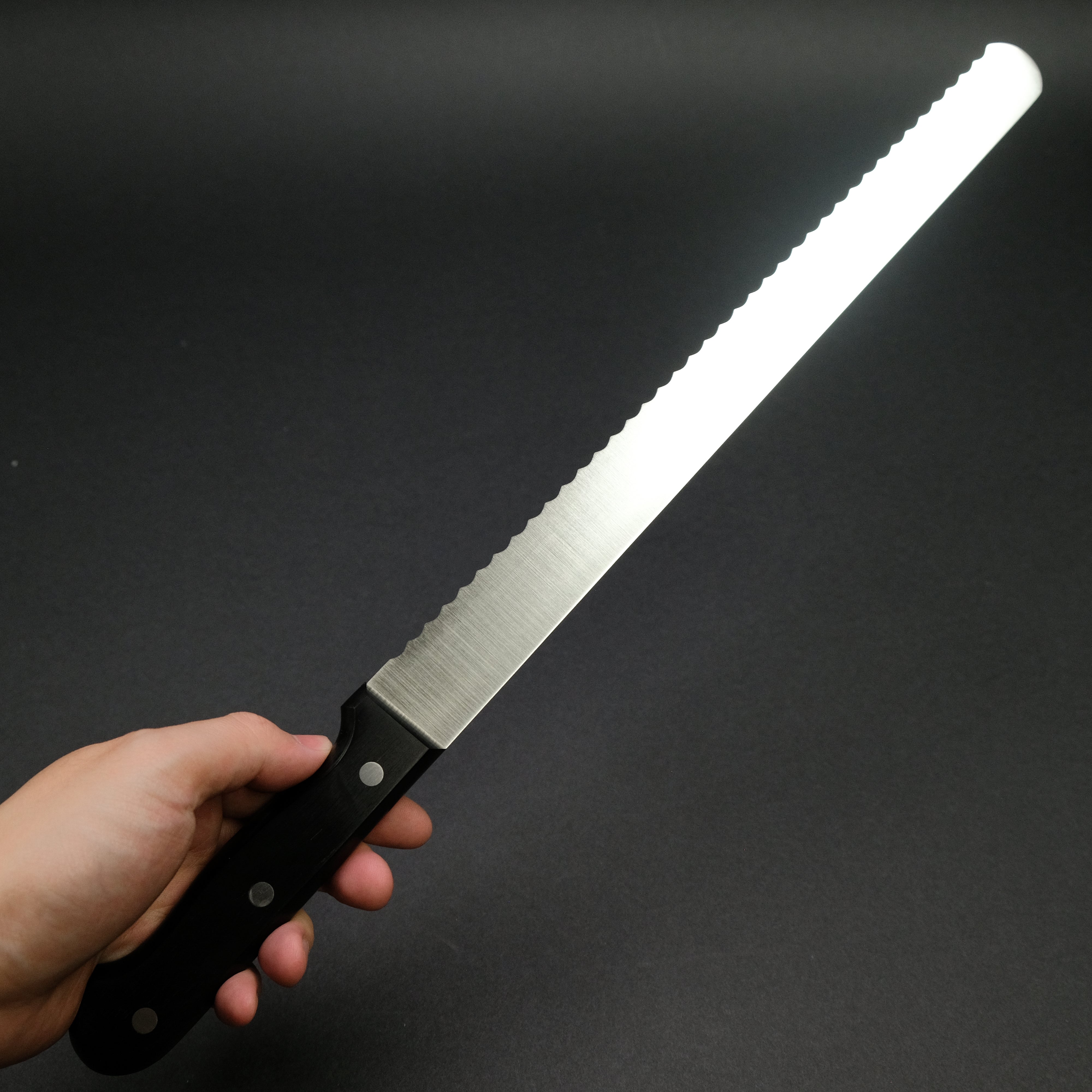 Hitohira Hiragana 300mm Bread Knife with Pakka Wood Handle - Perfect for Slicing Fresh Bread, Cakes & Pastries at Home or Bakery