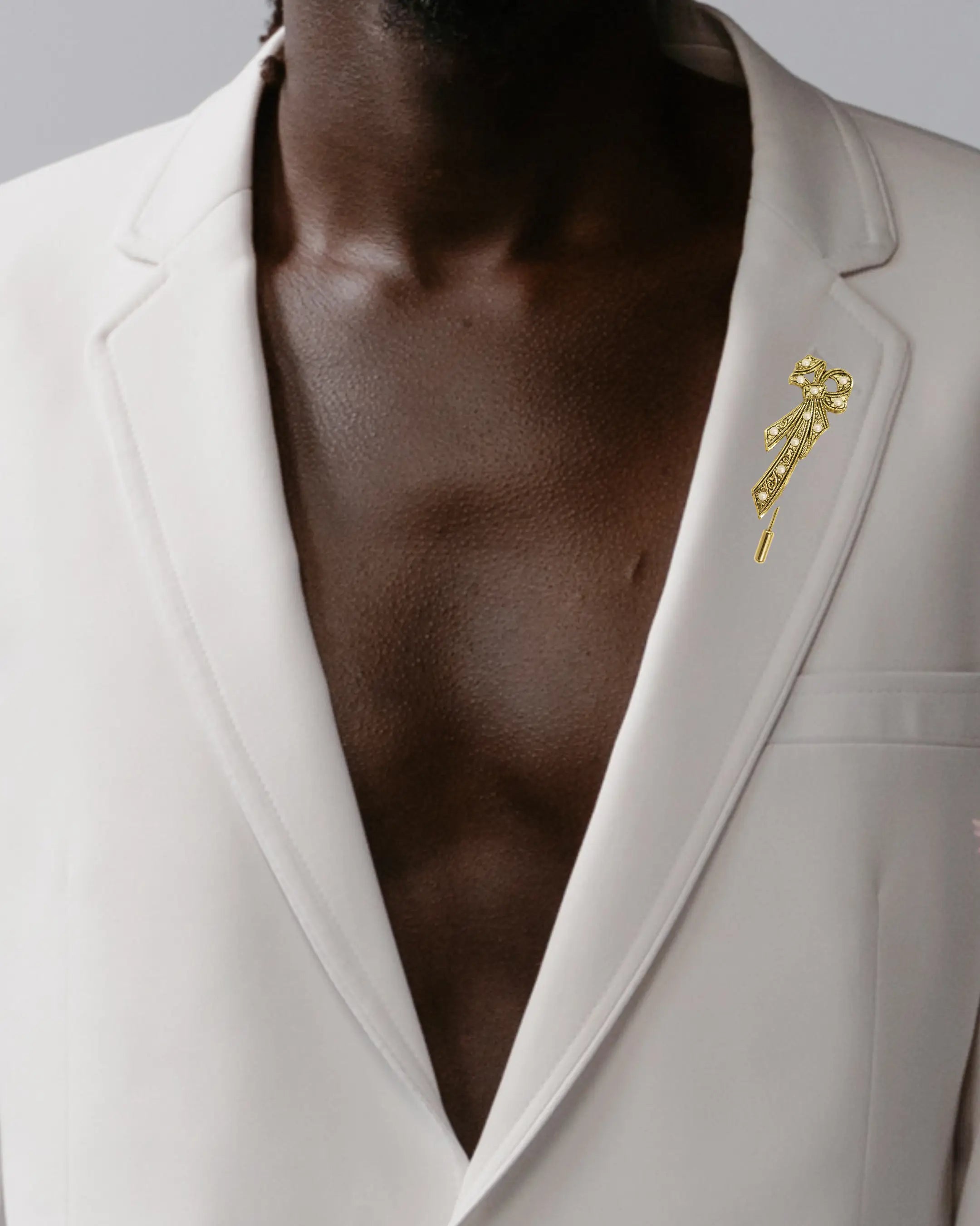 BELLAMY LAPEL PIN - Elegant Brooch for Suits, Blazers & Formal Attire | Perfect for Weddings, Business Meetings & Special Occasions