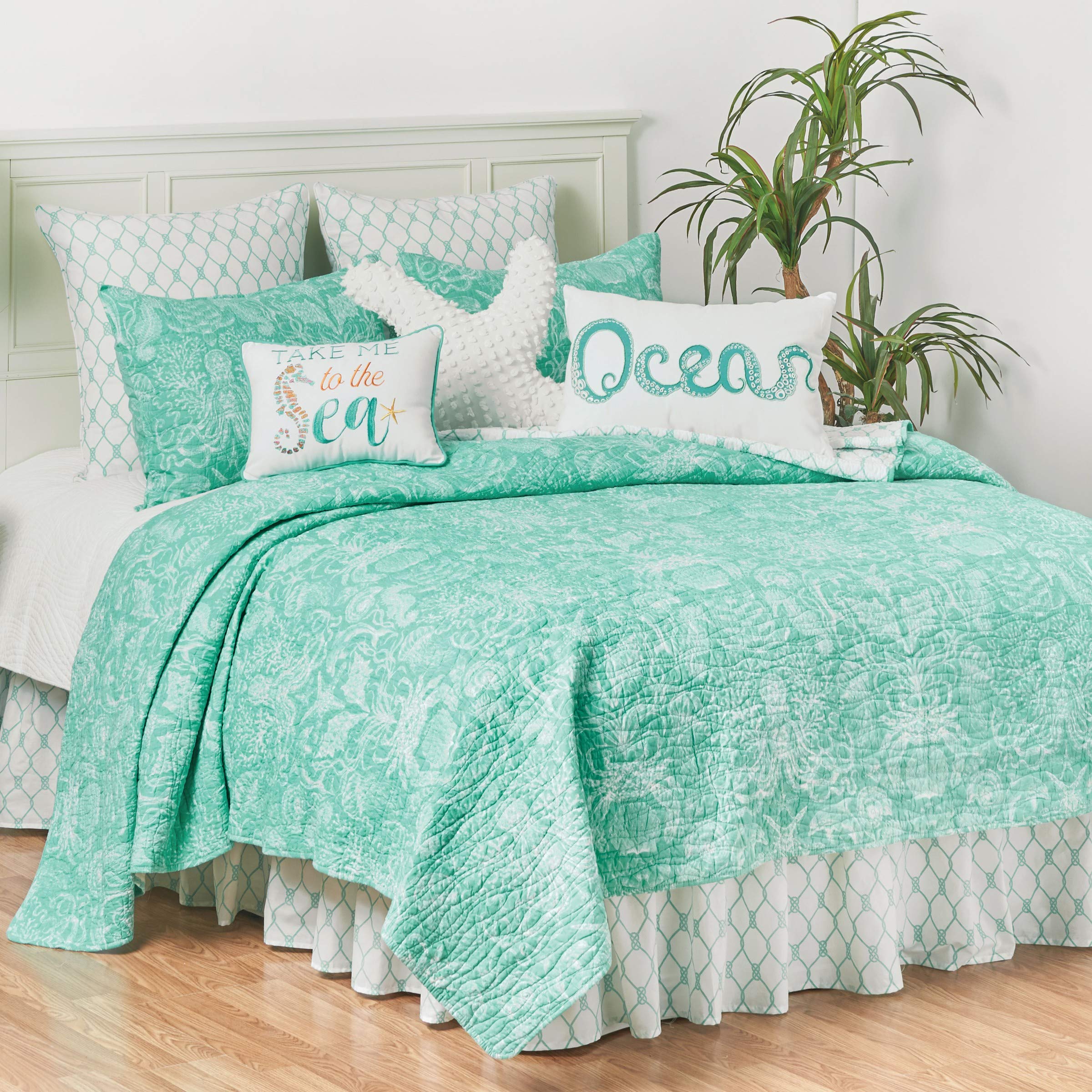 **C&F Home Blue & White Turquoise Bay Twin 2-Piece Cotton Quilt Set - Reversible Lightweight Summer Bedspread, Coastal Beach Ocean Theme, Machine Washable - Perfect for Guest Rooms, Beach Houses & Coastal Decor**
