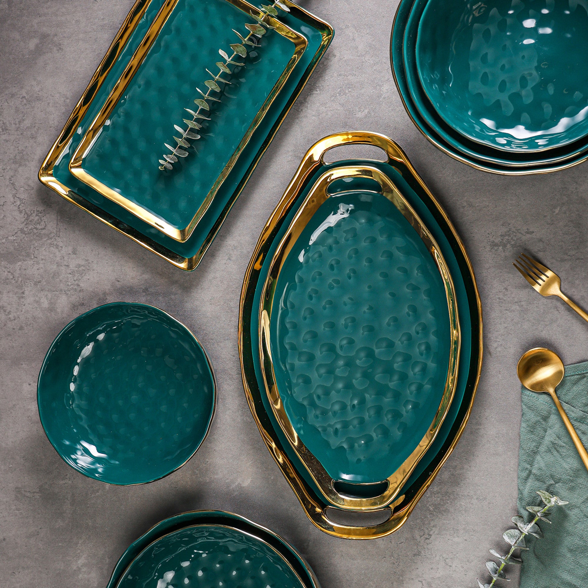 Florian Porcelain Dinner Plates Set - Elegant Green Service Plates for Fine Dining, Weddings & Formal Events