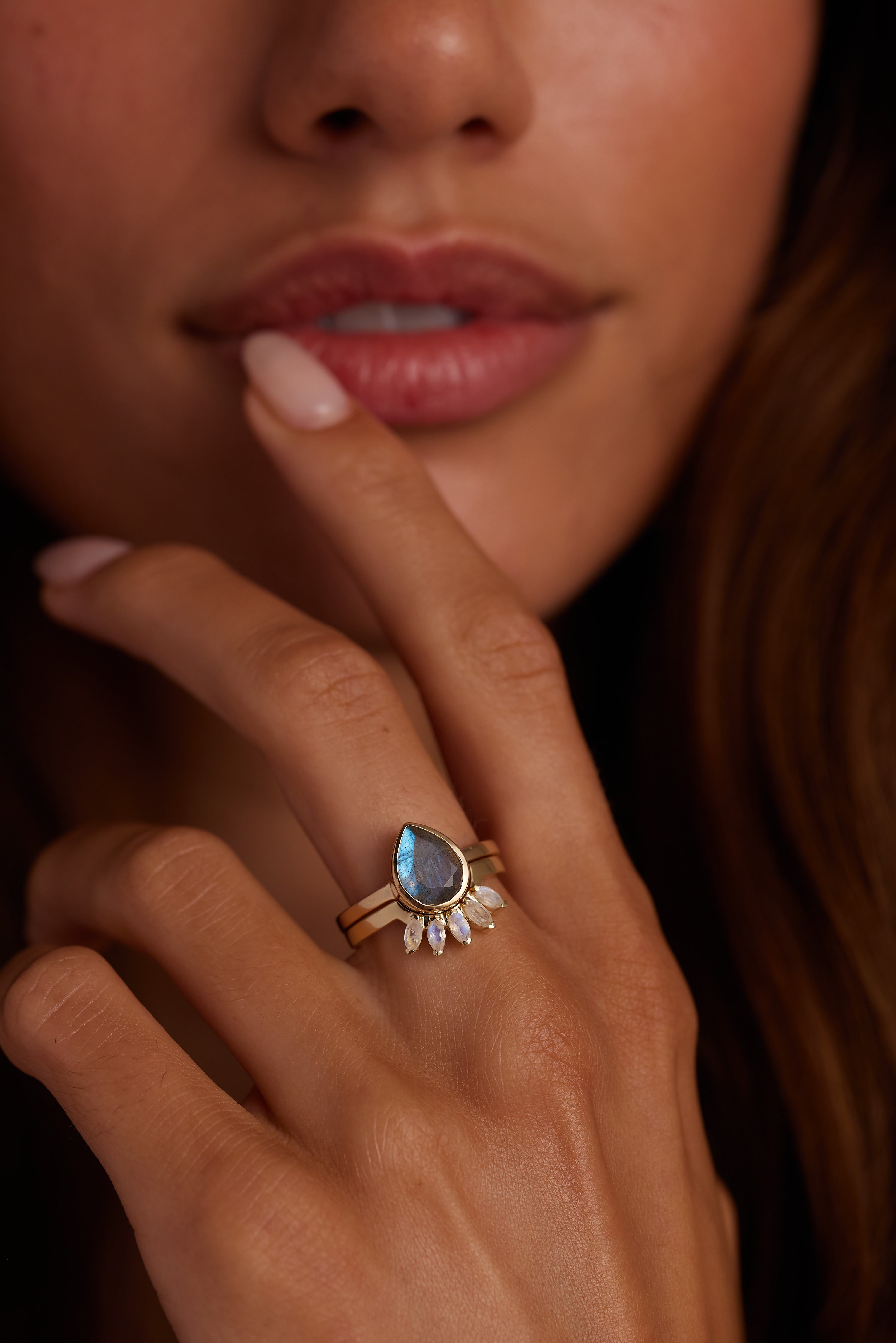9K Yellow Gold Labradorite Tear Drop Ring for Women - Elegant Gemstone Jewelry for Everyday Wear, Gift Giving & Special Occasions