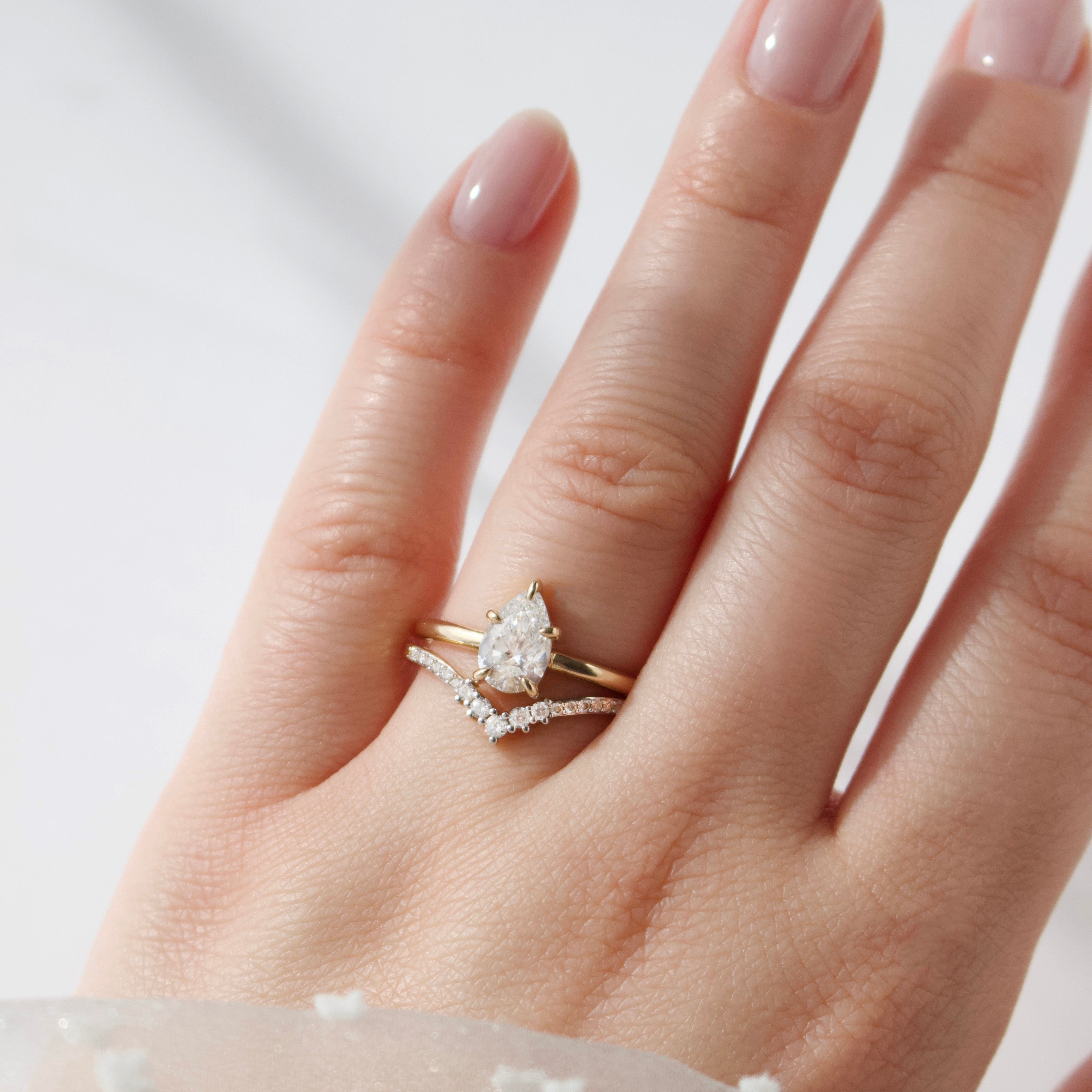 Exquisite Isla Pear Solitaire Diamond Ring - 14K White Gold Engagement Ring for Women | Perfect for Proposals, Anniversaries & Special Occasions