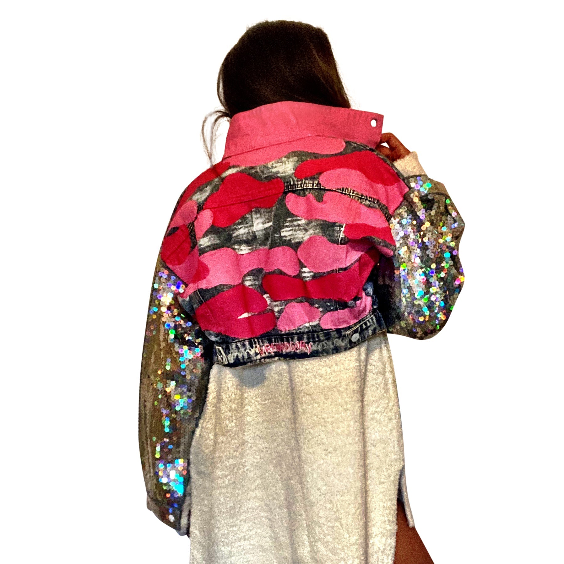 Blushing Camo Denim Jacket for Women - Trendy Camouflage Fashion Outerwear for Casual Wear & Street Style