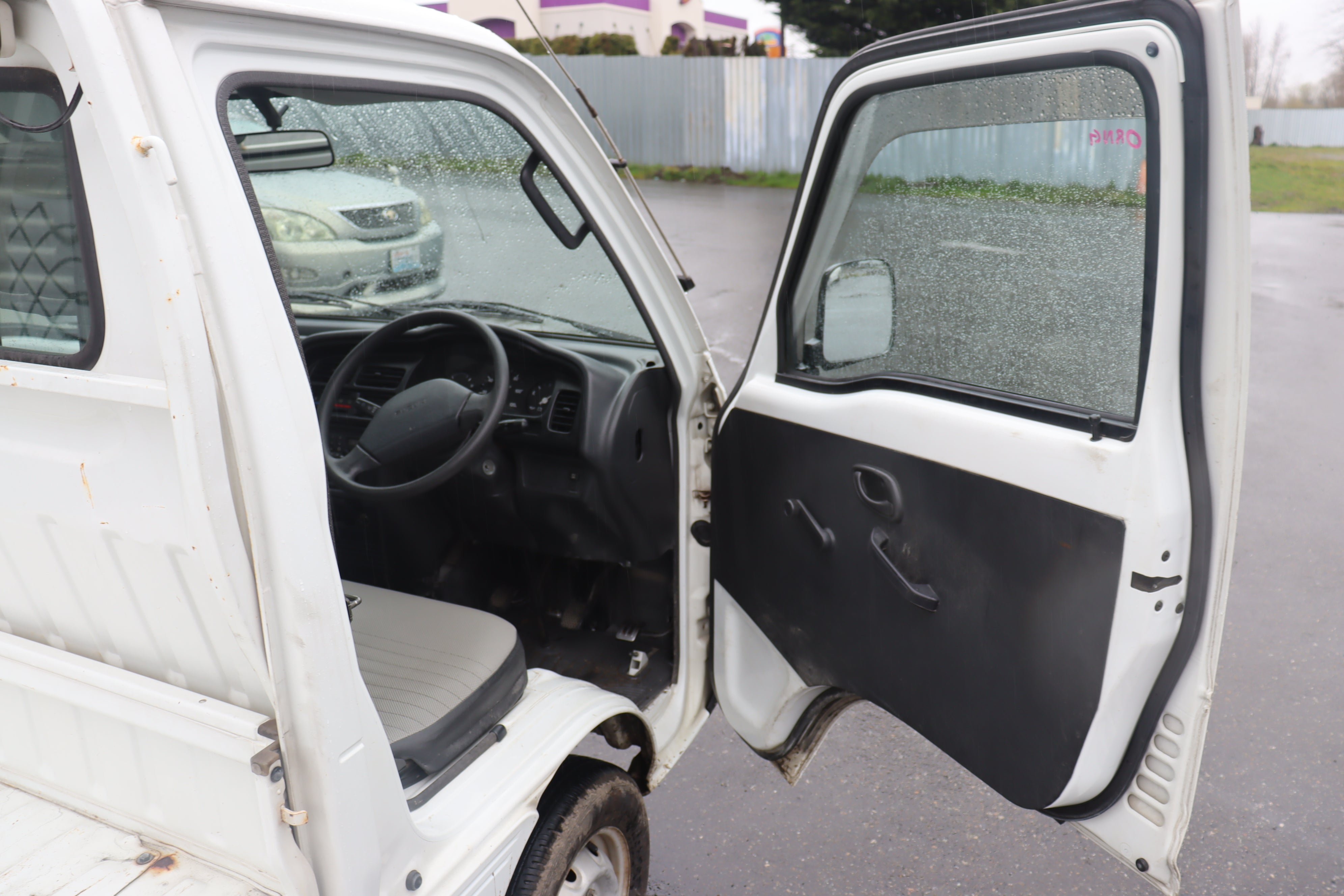 1996 Suzuki Carry Kei Truck JDM DD51T 4WD Low Mileage - Compact Mini Truck for Off-Road, Farm & Urban Delivery