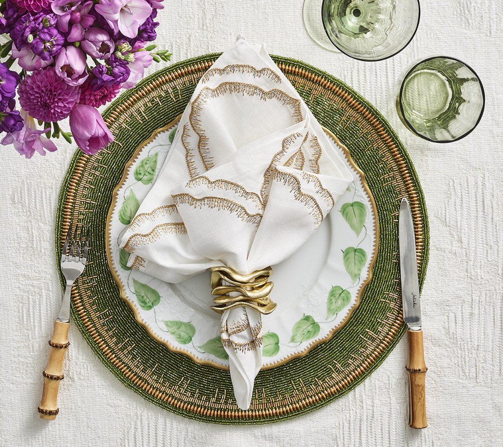 Premium White, Gold & Silver Daydream Napkins - Set of 4 for Elegant Dinner Parties, Weddings & Holiday Tablescapes