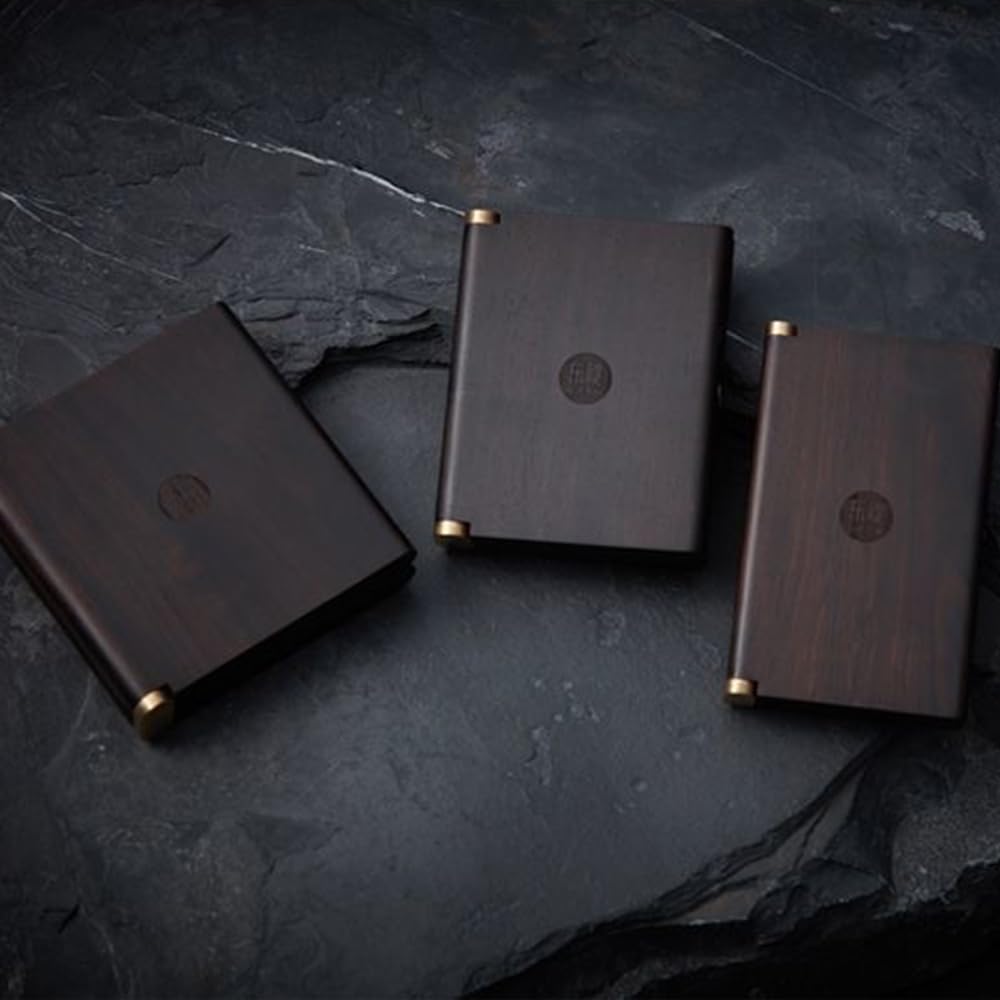 Premium Purple Sandalwood Magnetic Cigarette Case - 100mm King Size Wooden Cigarette Holder, Portable Travel Storage Box - Ideal Gift for Men, Father's Day & Christmas - Perfect for Outdoor, Travel and Daily Use
