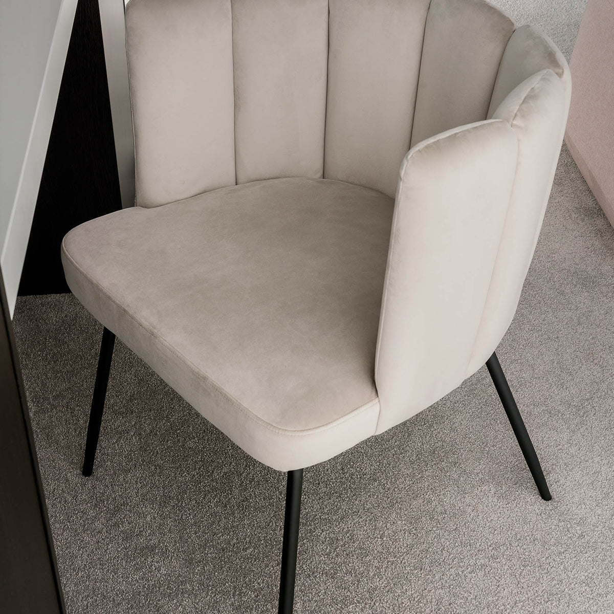 M Co Living Bubble Chair - Hanging Egg Chair for Indoor/Outdoor Use - Perfect for Living Room, Bedroom, Patio & Garden Relaxation