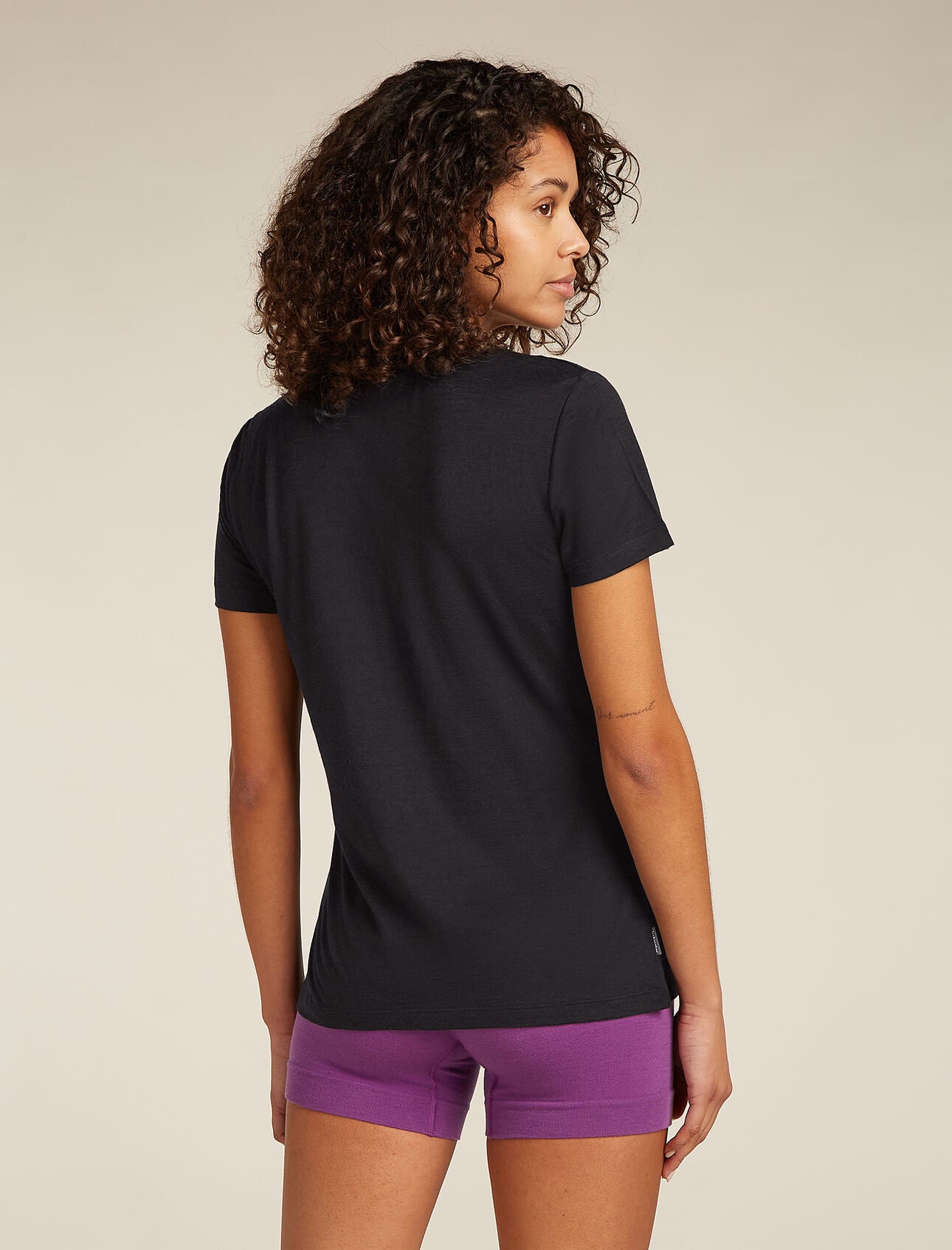 Icebreaker Merino 150 Tech Lite III Short Sleeve Shirt - Women's Lightweight Wool T-Shirt for Hiking, Yoga & Outdoor Activities