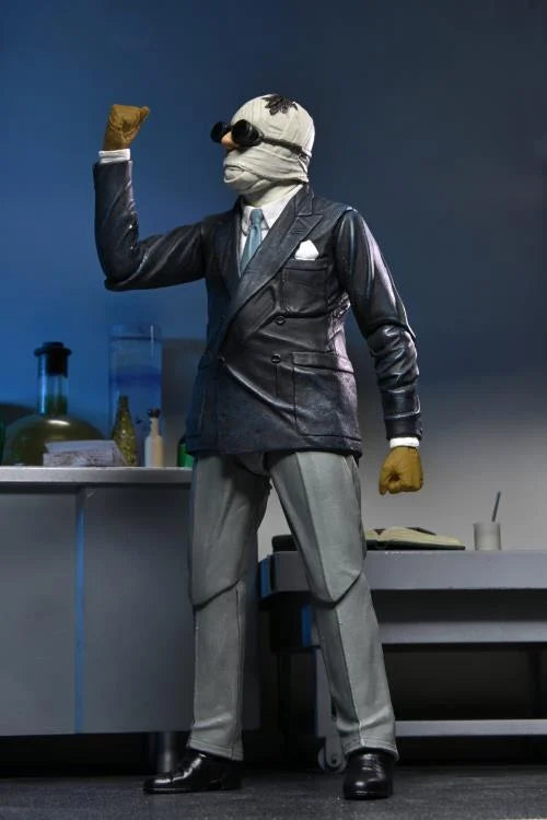 Universal Monsters Ultimate Invisible Man Action Figure - Collectible Toy for Horror Fans, Halloween Decor & Movie Memorabilia Display