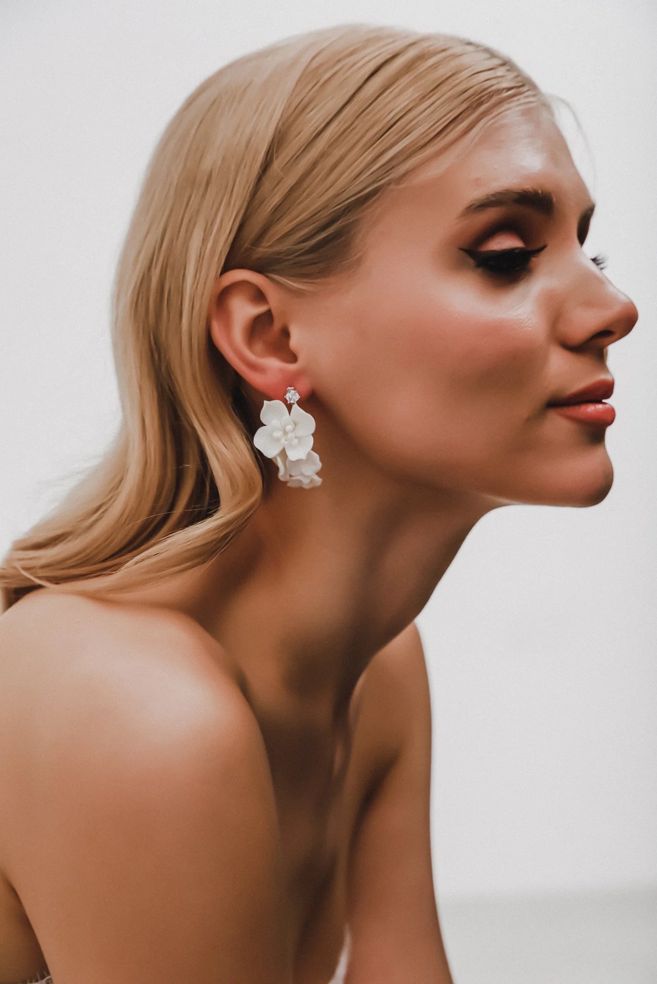 Quinn Earrings E052 - Elegant Gold-Plated Hoop Earrings for Women | Perfect for Parties, Weddings & Everyday Wear