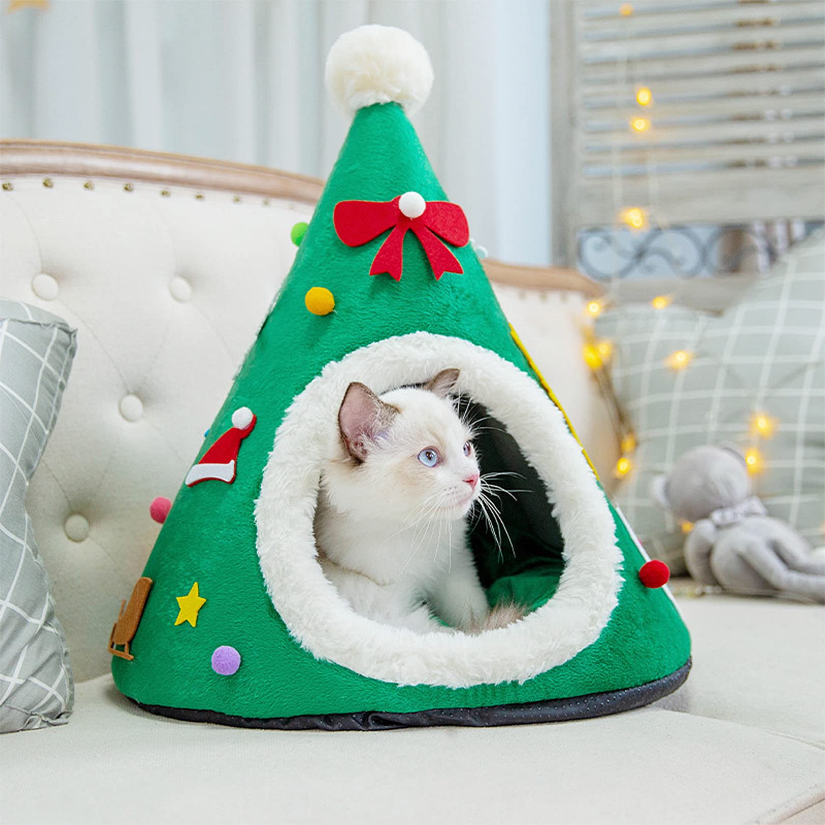Christmas Tree Shaped Cat Bed - Cozy Pet Sleeping Bag for Small & Medium Dogs & Cats - Soft Cushion & Indoor Cat House - Perfect for Holiday Decor & Winter Napping