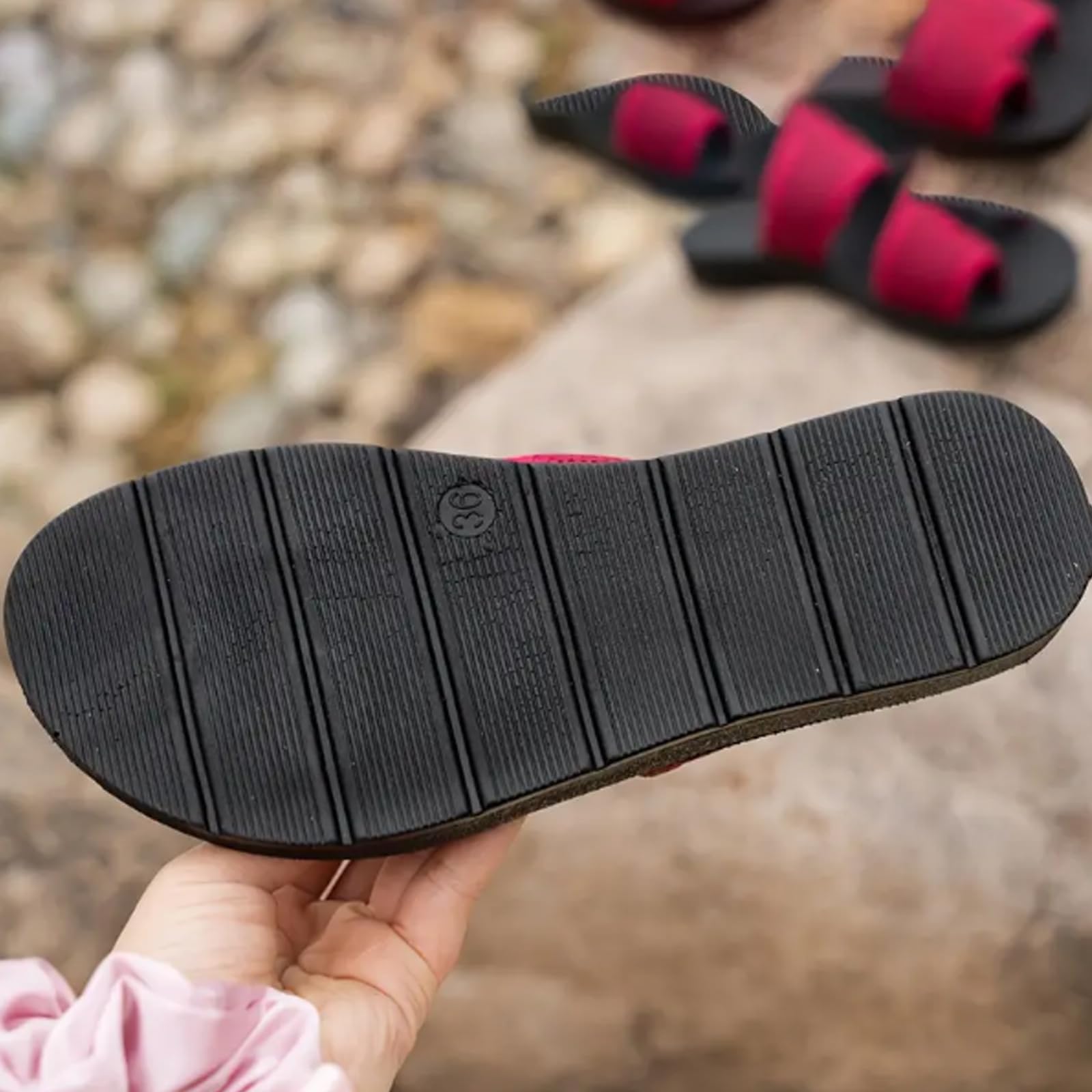 2024 Women's Breathable Hollow Mesh Slide Sandals - Lightweight Summer Beach Slides for Women - Perfect for Pool, Vacation & Casual Wear