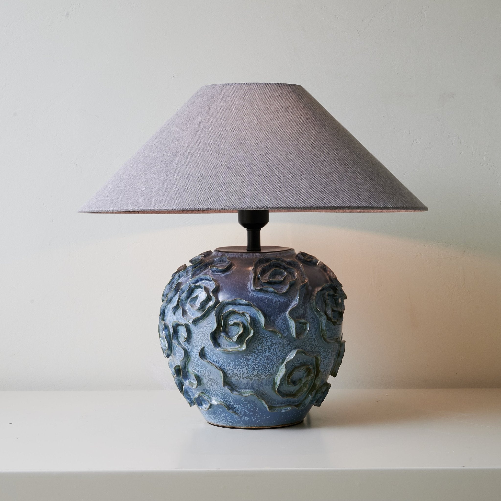 Elegant Midnight Rose Table Lamp for Bedroom & Living Room - Romantic Decorative Lighting for Home Decor