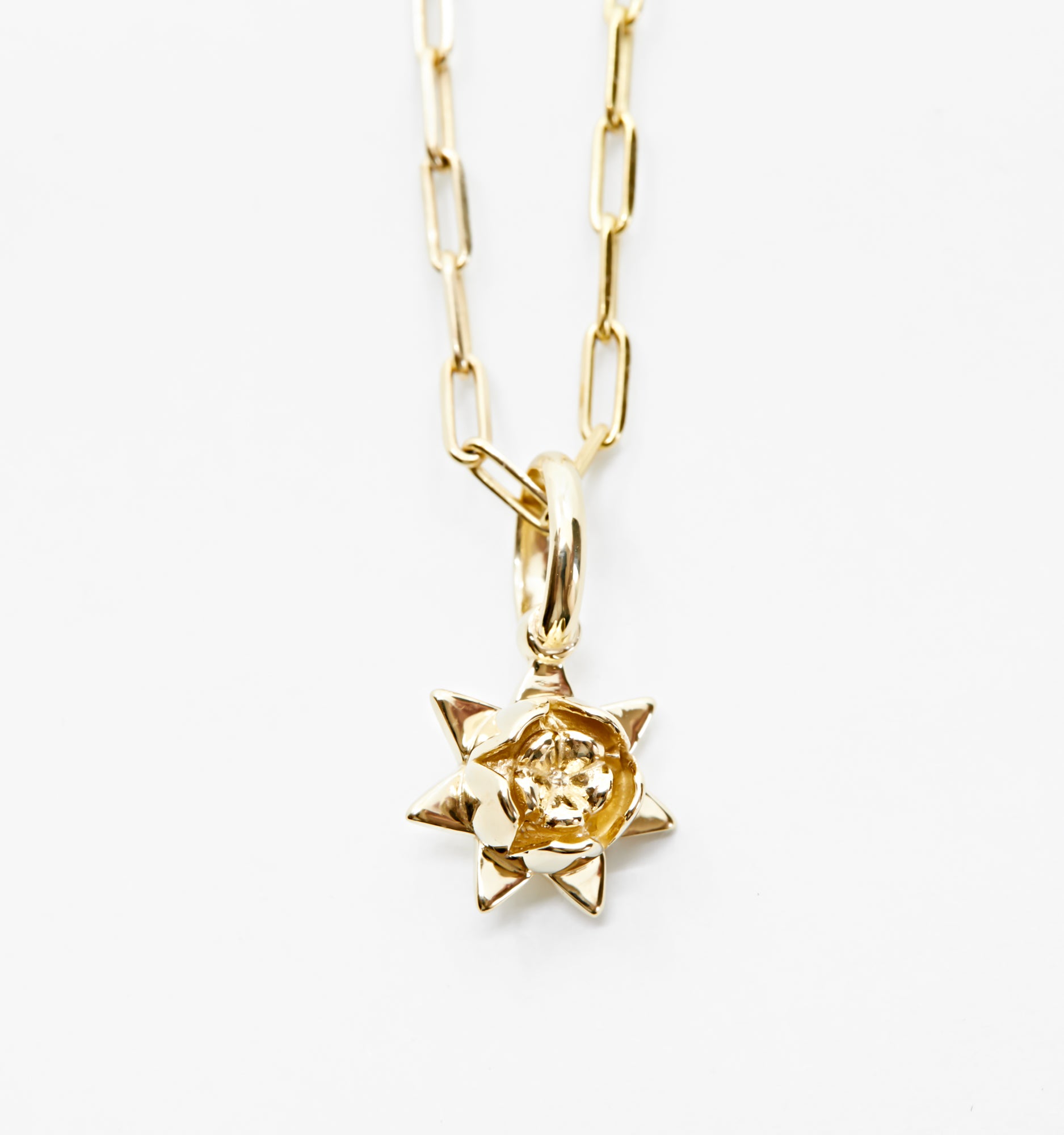 Lotus Flower Necklace for Women - Elegant Floral Pendant Jewelry Gift for Her - Perfect for Weddings, Anniversaries & Special Occasions