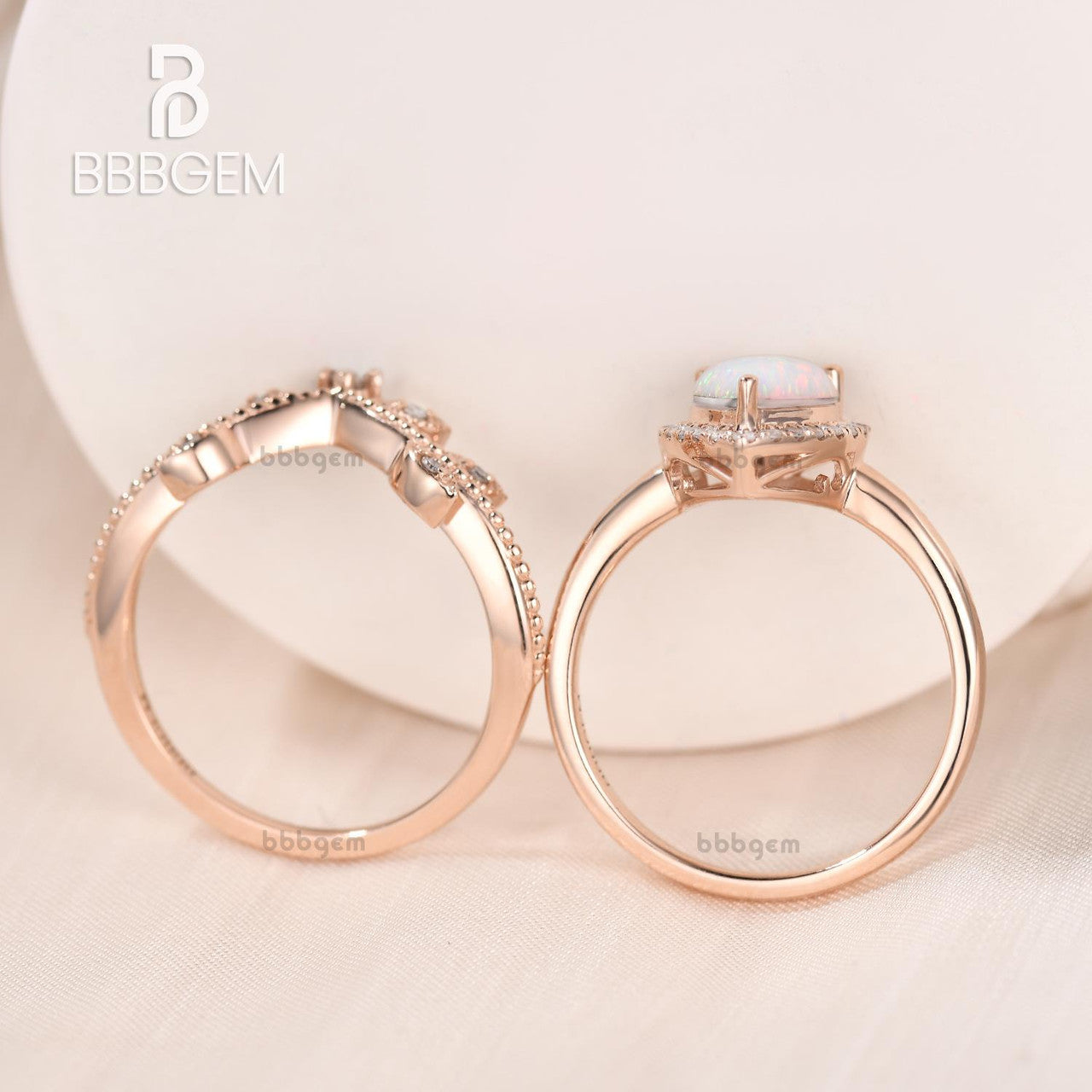 Vintage 14K/18K Gold Pear Opal Rose Gold Wedding Ring Set with Halo Leaf Band - Elegant Bridal Jewelry for Engagement, Anniversary & Special Occasions