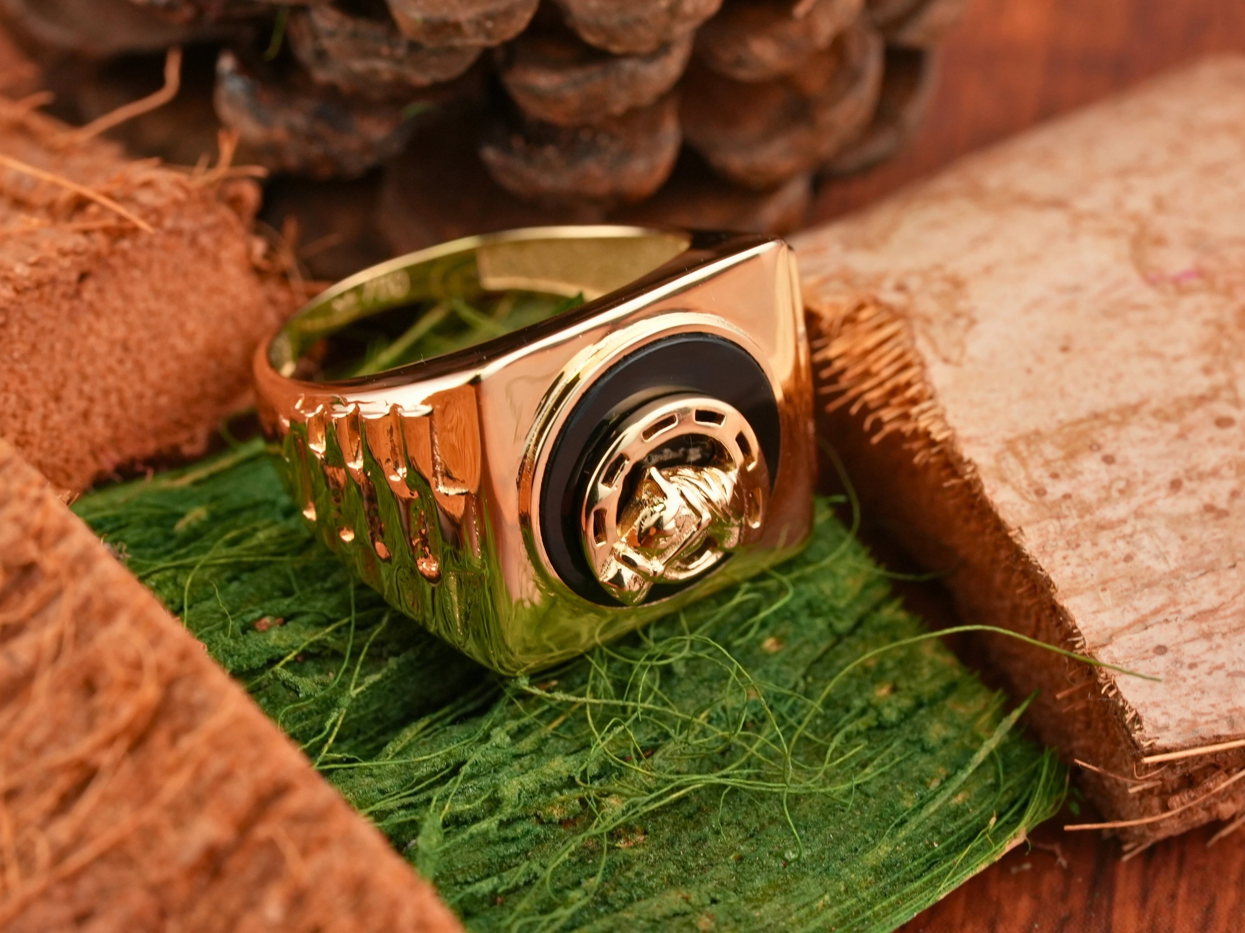 18kg Onix Horse Shoes Ring - 8.5g Heavy Duty Equestrian Jewelry for Men & Women - Perfect for Horse Lovers, Riders, and Western Fashion Enthusiasts