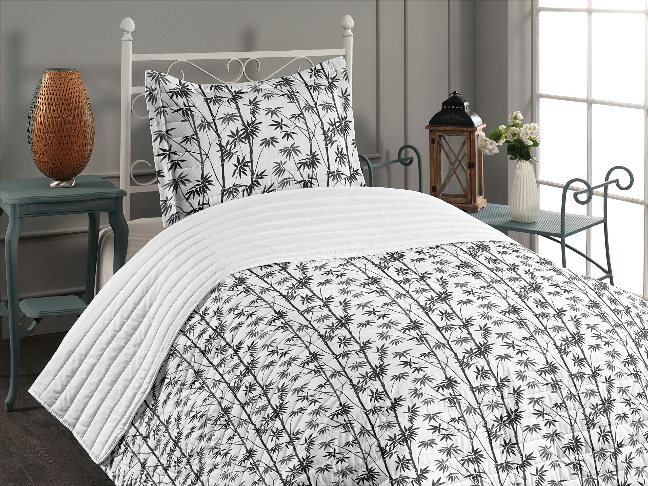 Lunarable Asian Print Microfiber Bedspread Set - Monochrome Exotic Trees Floral Garden Japanese Nature Design, Soft Twin Size Bedding with Pillow Shams & Comforter in White Black Grey | Perfect for Boho Chic, Zen Bedroom Decor & Asian-Inspired Home Styling