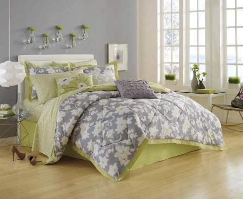 Steve Madden Cory Twin Size Bed Set - Soft & Stylish Comforter, Sheet & Pillowcase Set for Girls & Teens - Perfect for Dorm Rooms, Bedrooms & Sleepovers