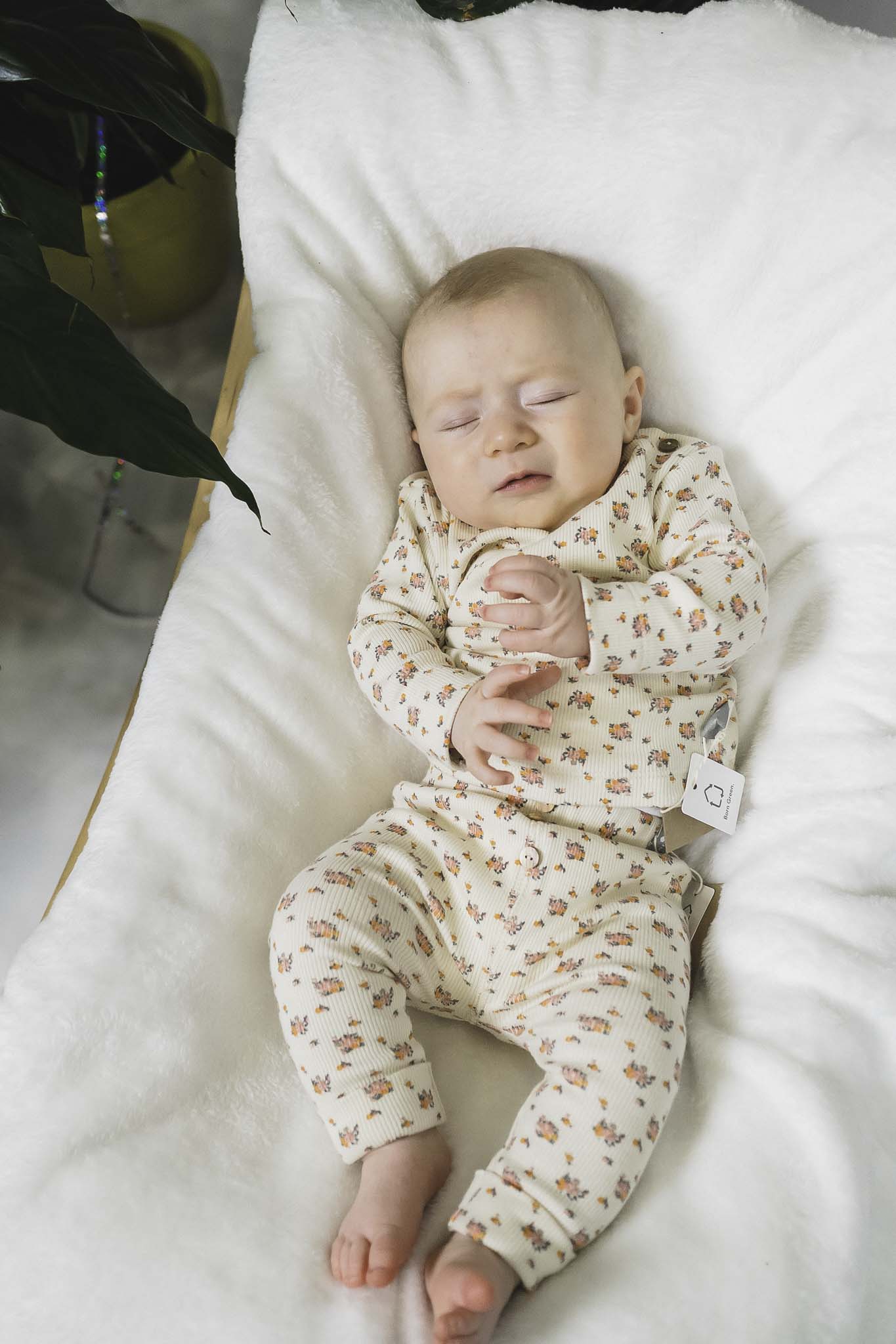 Floral Leggings for Baby Girls - Soft Stretchy Comfortable Leggings for Toddlers - Perfect for Playtime, Daycare & Family Outings