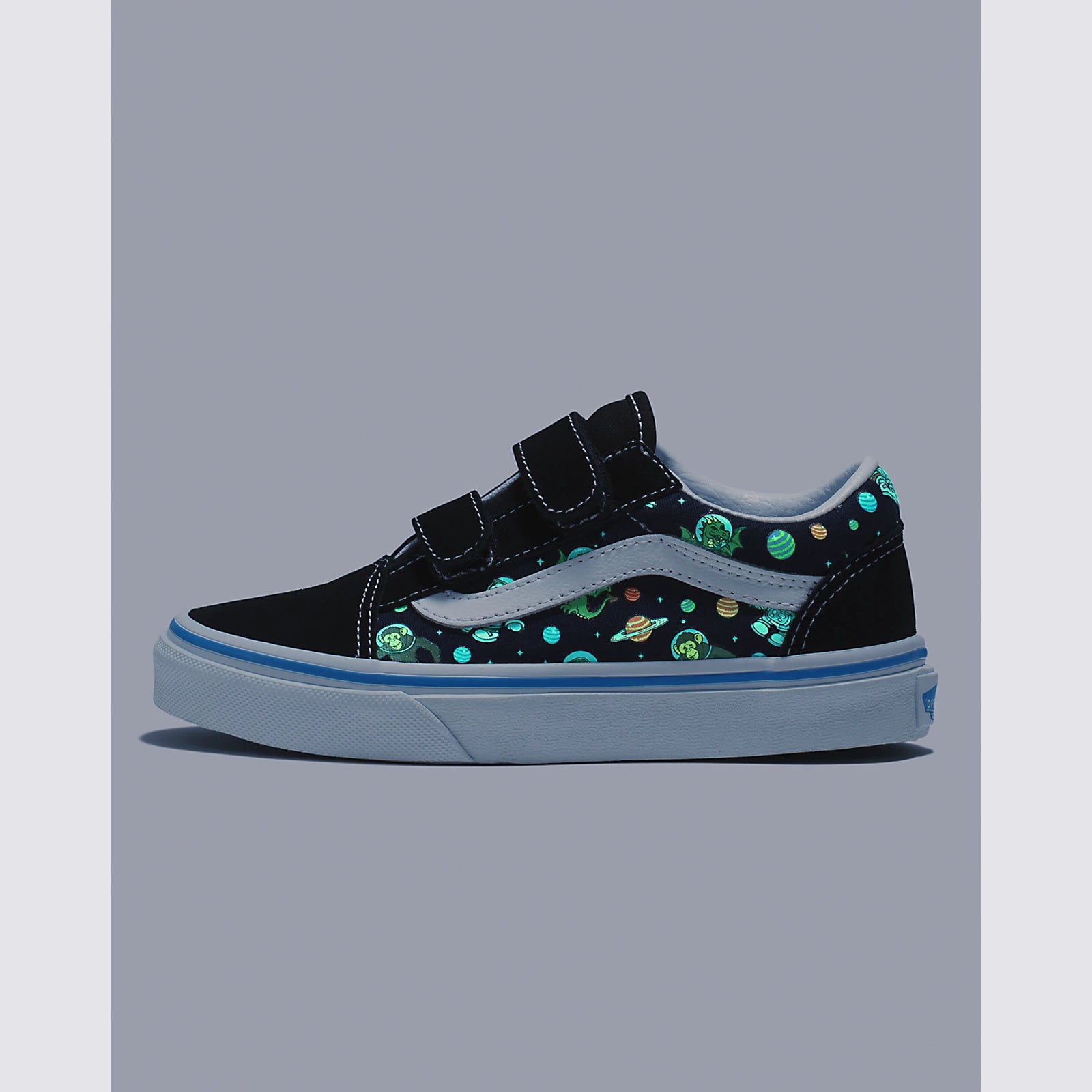 VANS Kids Old Skool V Glow in The Dark Sneakers - Cosmic Zoo Black/Blue - Light Up Shoes for Boys & Girls - Perfect for Nighttime Play & Outdoor Activities