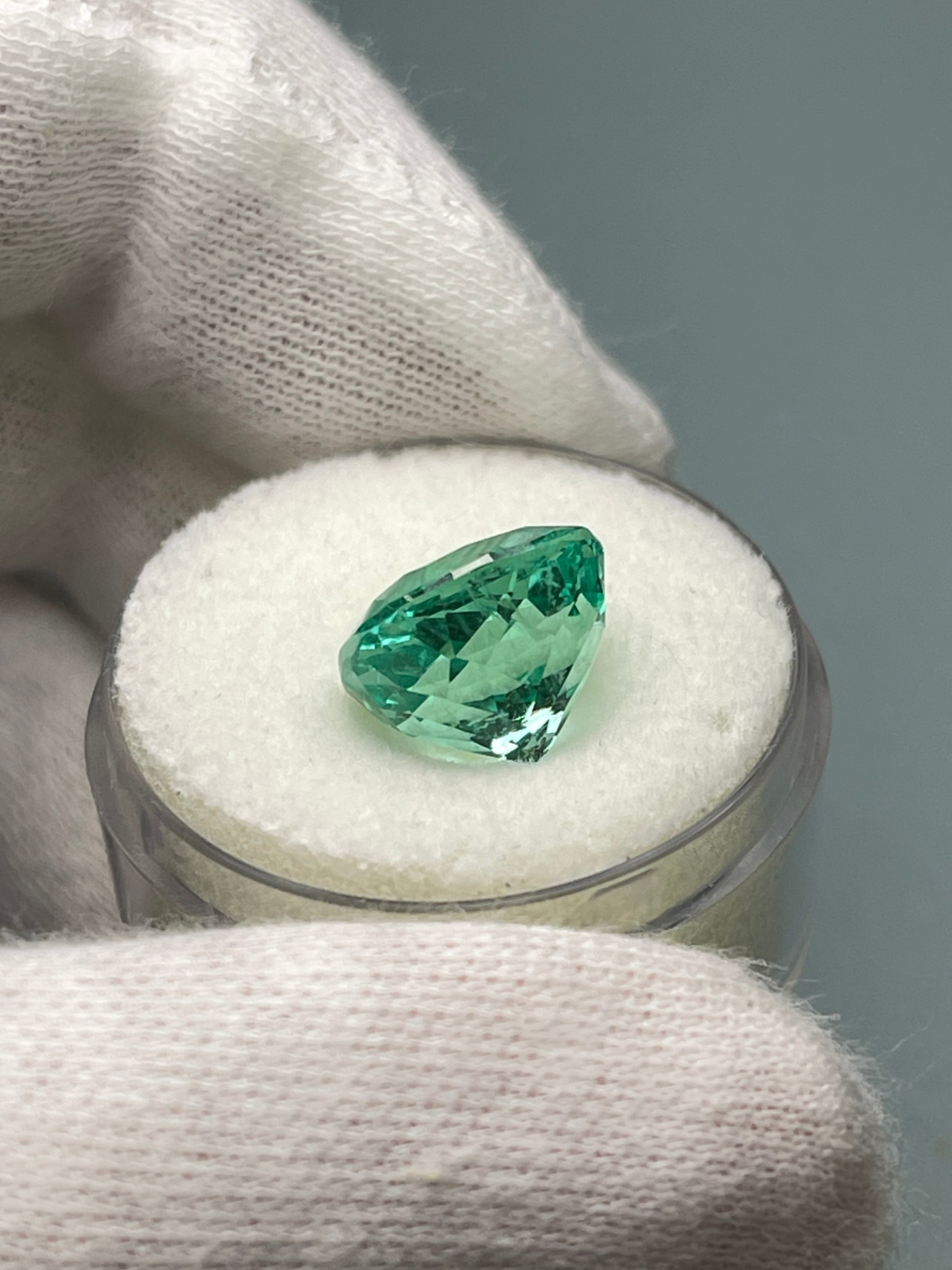 6.38 Carat 11x11mm Luminous Bluish-Green Natural Loose Colombian Emerald Cushion Cut Gemstone for Jewelry Making & Engagement Rings - Perfect for Custom Pendants, Earrings & Luxury Gifts