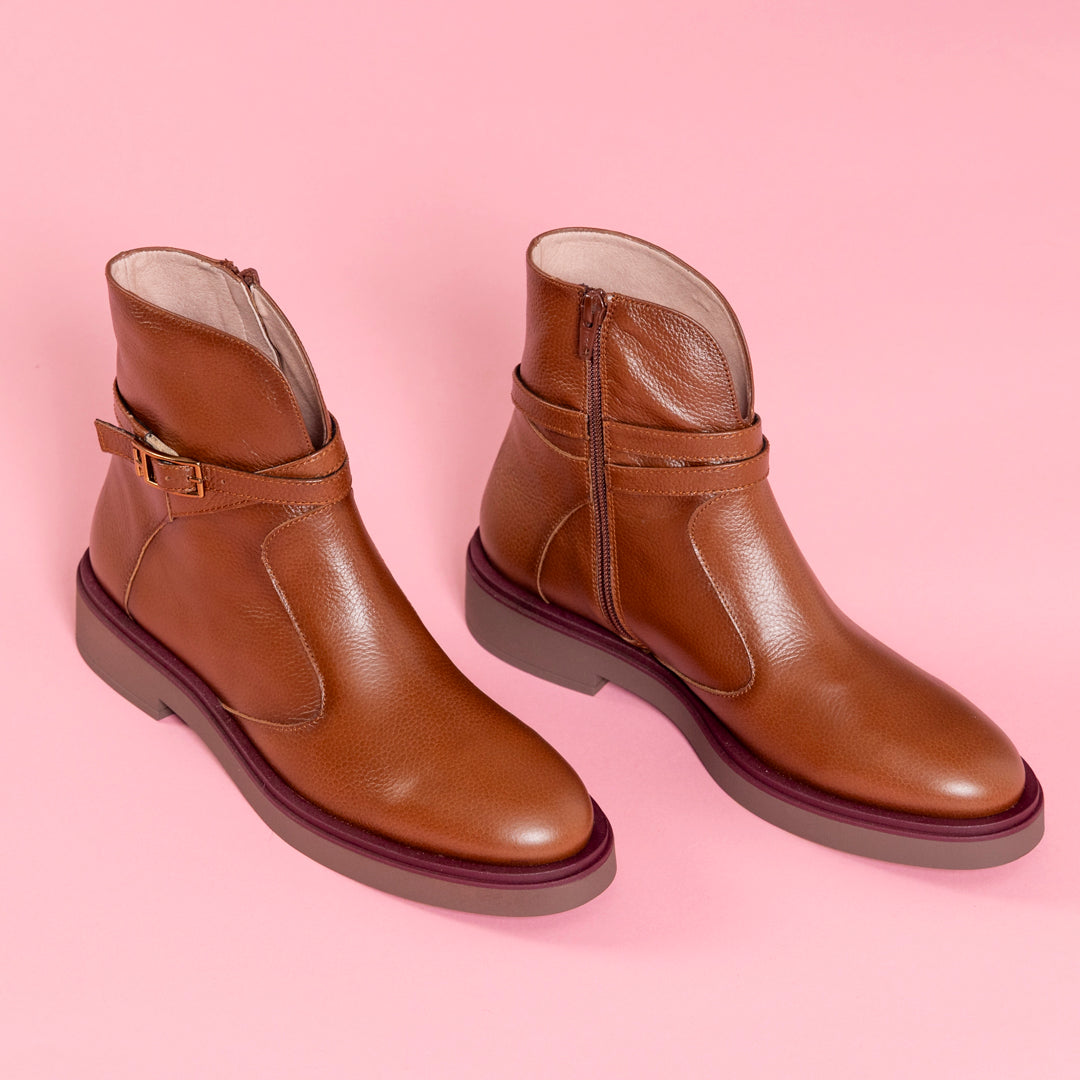 Hispanitas Women's Comfortable Casual Shoes - Stylish & Lightweight for Everyday Wear, Work, and Walking