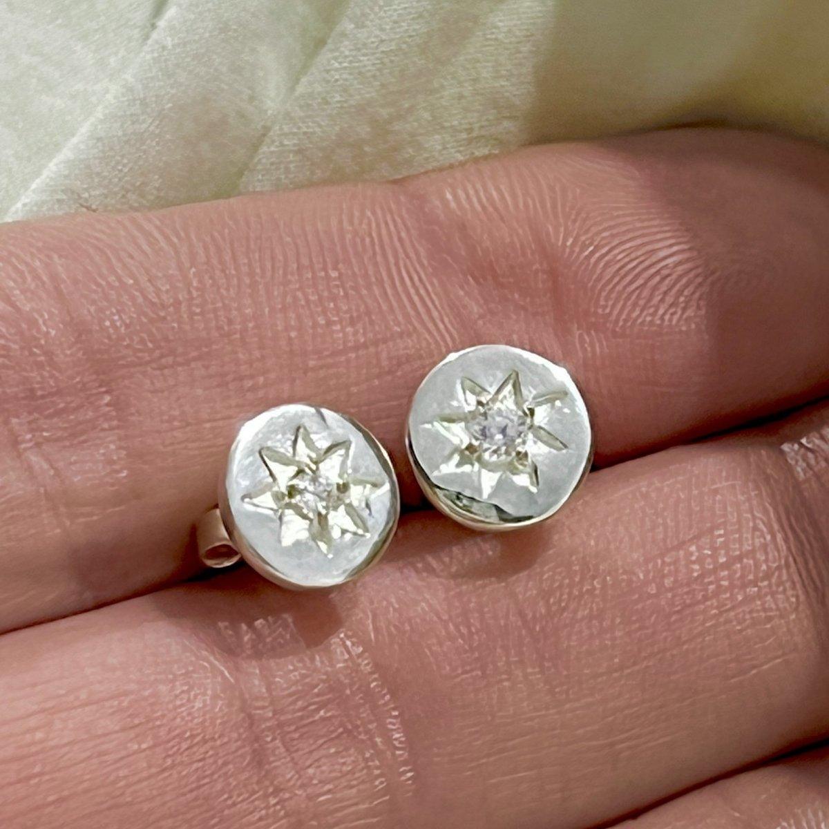 Laihas Prestige 'Shoot For The Stars' Sterling Silver Stud Earrings with Genuine Topaz Gemstone – Perfect for Everyday Wear, Gift Giving & Special Occasions
