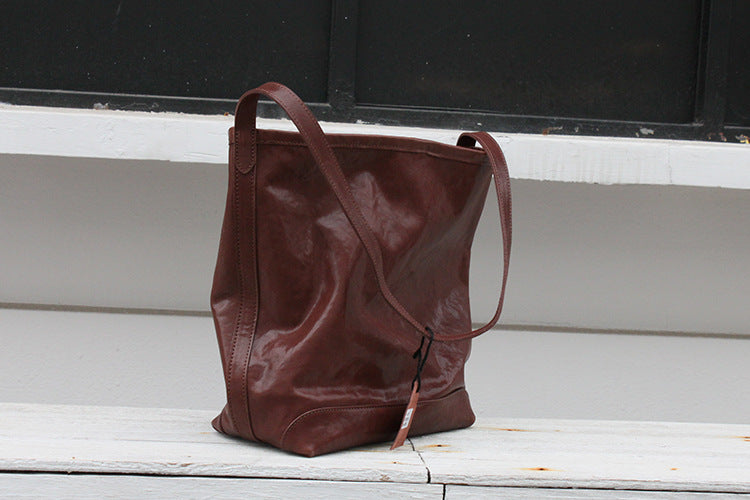 Minimalist Soft Leather Bucket Bag for Women - Stylish & Lightweight Crossbody Handbag for Daily Use, Work, Travel & Shopping