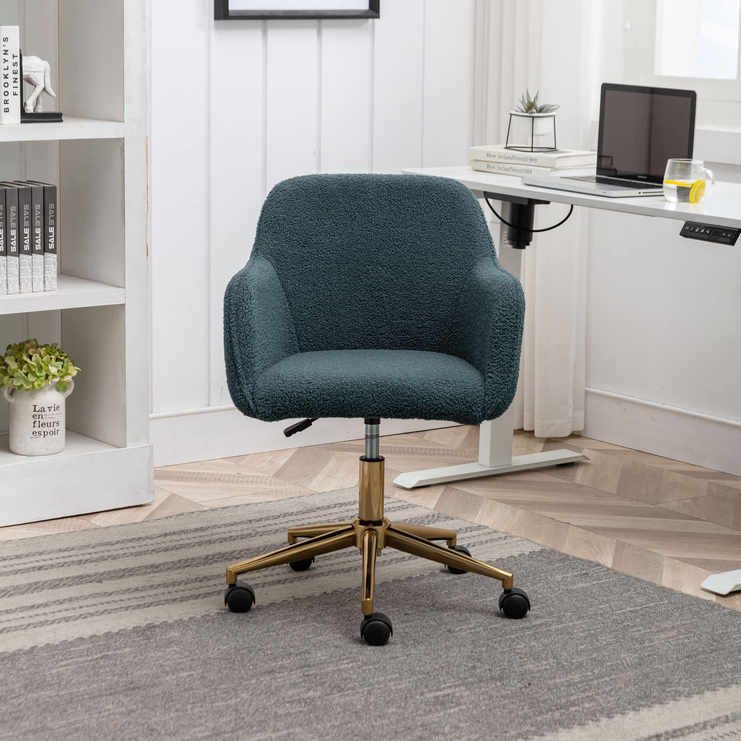 Goujxcy Fluffy Faux Fur Office Chair - Dark Green Upholstered Swivel Desk Chair with Adjustable Height for Home Office, Vanity, Gaming & Study | Modern Accent Task Chair for Workstation, Dressing Table & Bedroom Decor