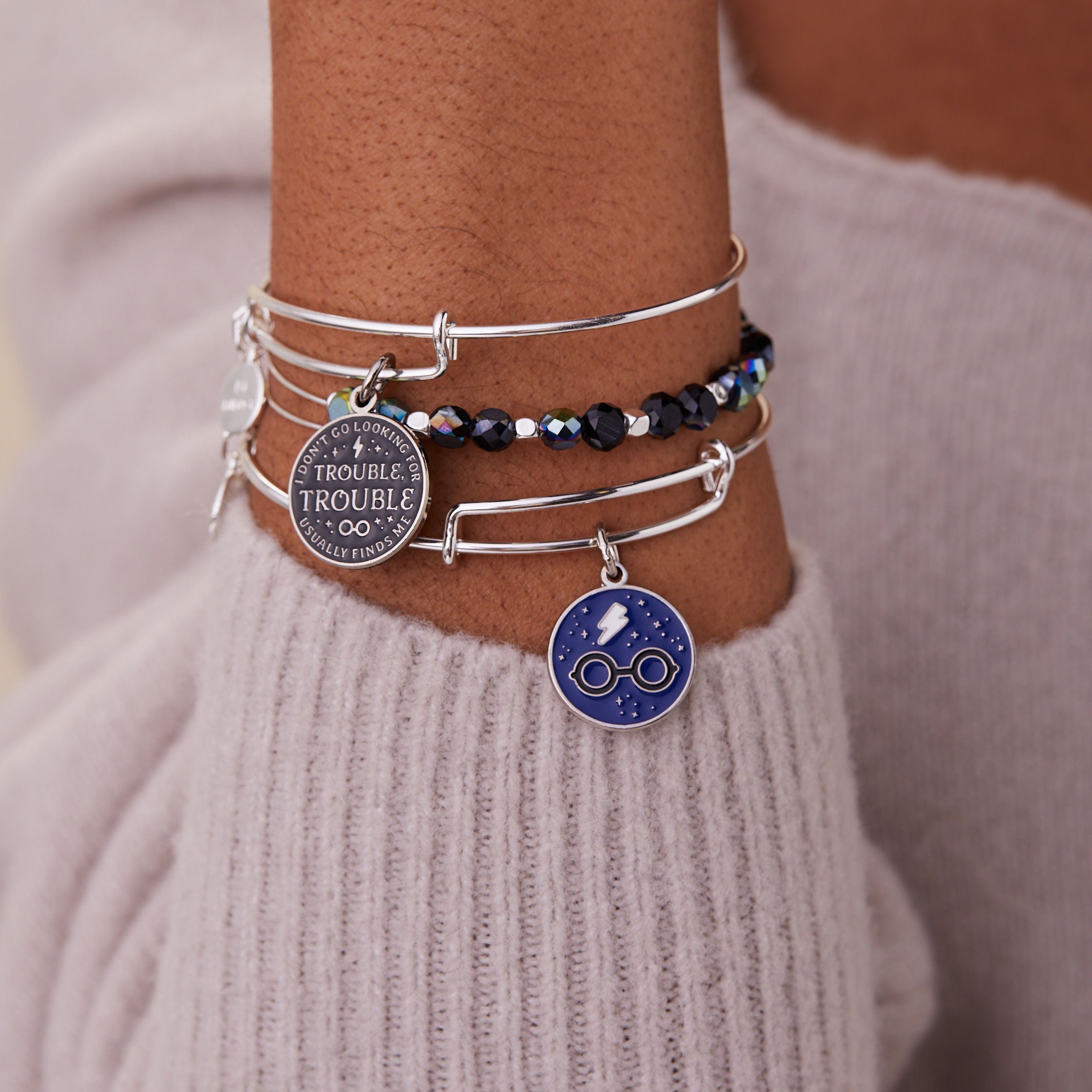 Harry Potter™ Charm Bangle Bracelets Set of 3 - Magical Jewelry for Fans, Wizards & Witches - Perfect for Cosplay, Halloween Costume & Gift Giving