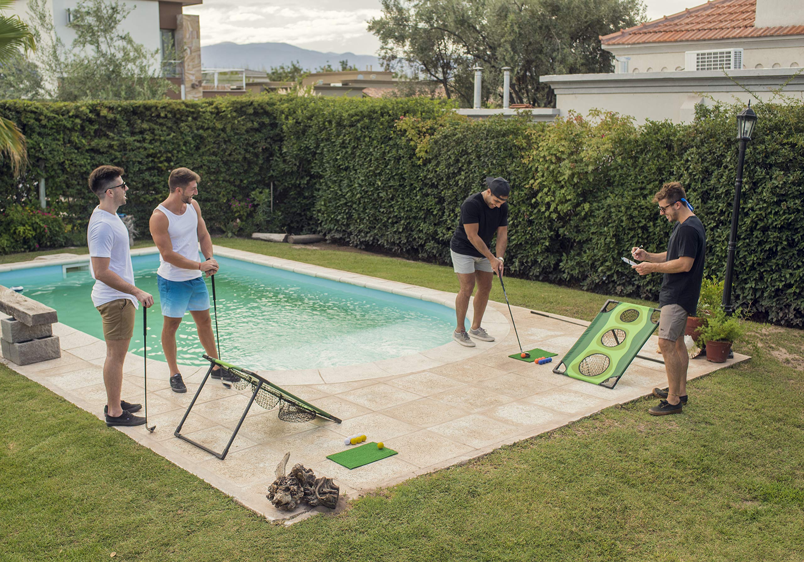 Par 1 Backyard Golf Cornhole Game Set - Perfect Golf Gift for Men & Adults - Indoor/Outdoor Golf Chipping Practice Equipment - Fun Golf Training Accessories for Backyard Parties & Game Nights