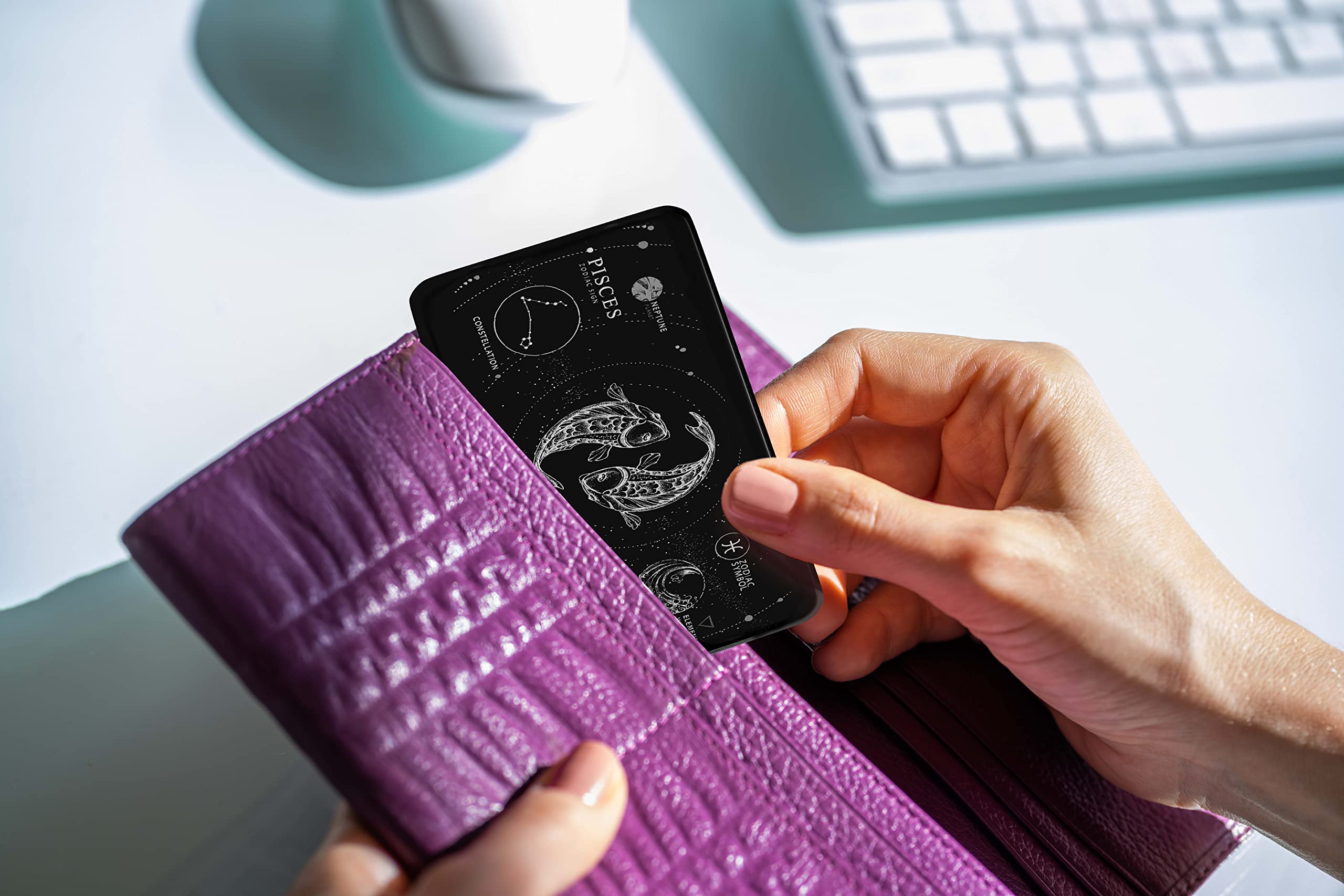 Pisces Zodiac Sign Card - Black Wallet & Gift Card with Astrology Symbols - Neptune Planet Water Element - Perfect for Birthday Gifts, Horoscope Lovers & Astrology Enthusiasts