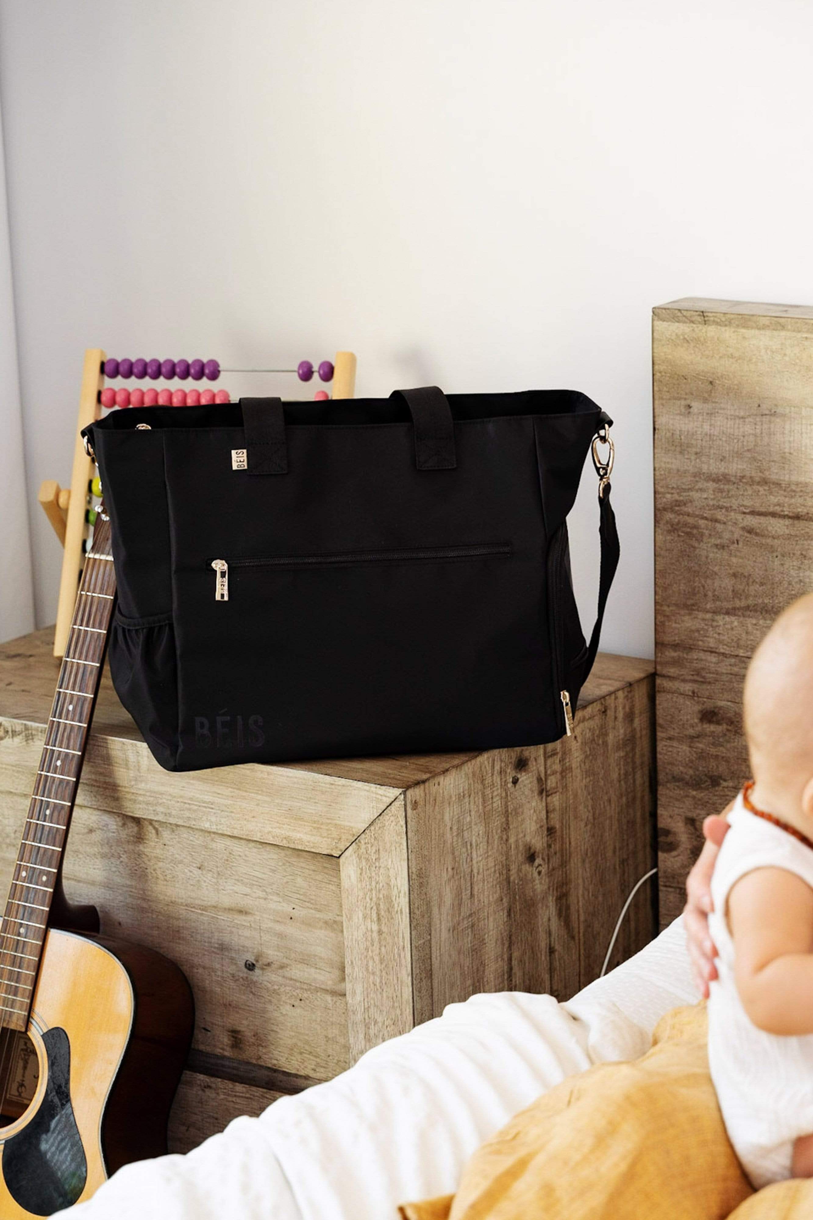 Premium Black Pumping Bag - Durable & Stylish Breast Milk Storage for Nursing Moms | Perfect for Work, Travel & On-the-Go Pumping