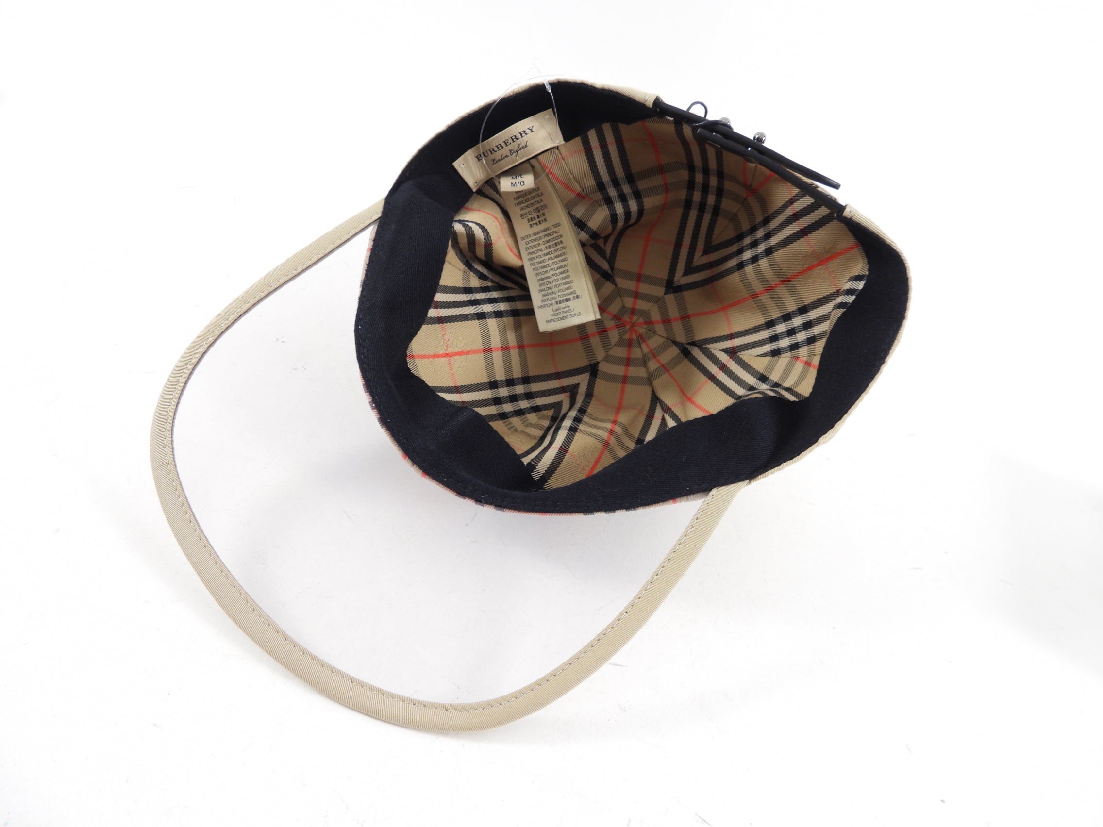 Burberry Cotton Check Hat with Clear PVC Visor - Stylish Unisex Fashion Accessory for Outdoor Activities, Travel & Streetwear