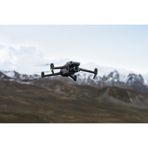 DJI Mavic 3 Classic Drone with DJI RC Remote Controller - 4K Camera, 46 Min Flight Time, Omnidirectional Obstacle Sensing - Perfect for Aerial Photography, Travel Vlogging & Outdoor Adventures