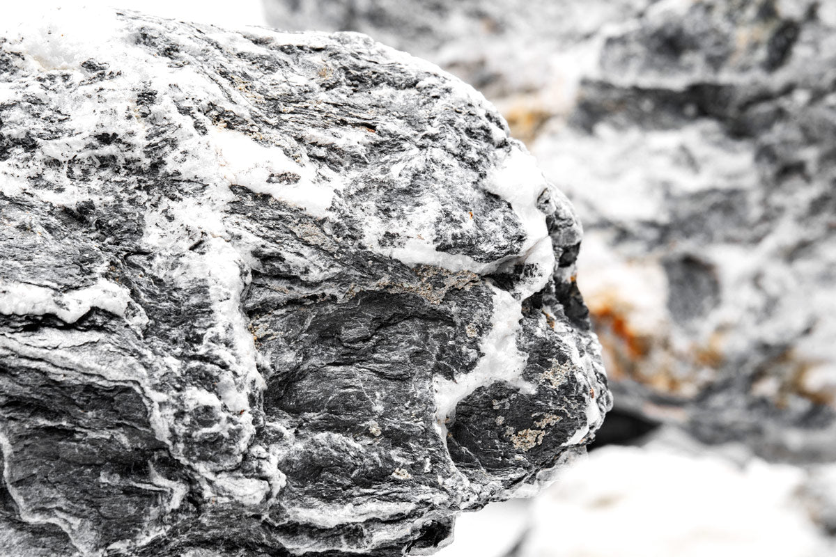 Premium Cueva Stone - Natural Volcanic Rock for Landscaping, Aquariums & Zen Gardens | Decorative Stones for Outdoor & Indoor Use