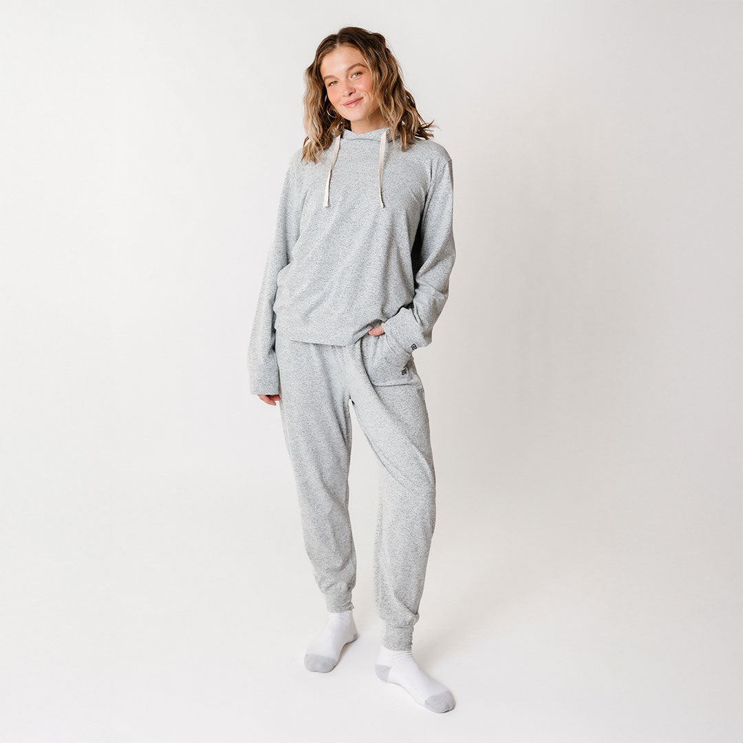Best Carry On Joggers for Travel - Comfortable Heather Grey Sweatpants for Men & Women - Perfect for Airplane, Gym & Lounge Wear