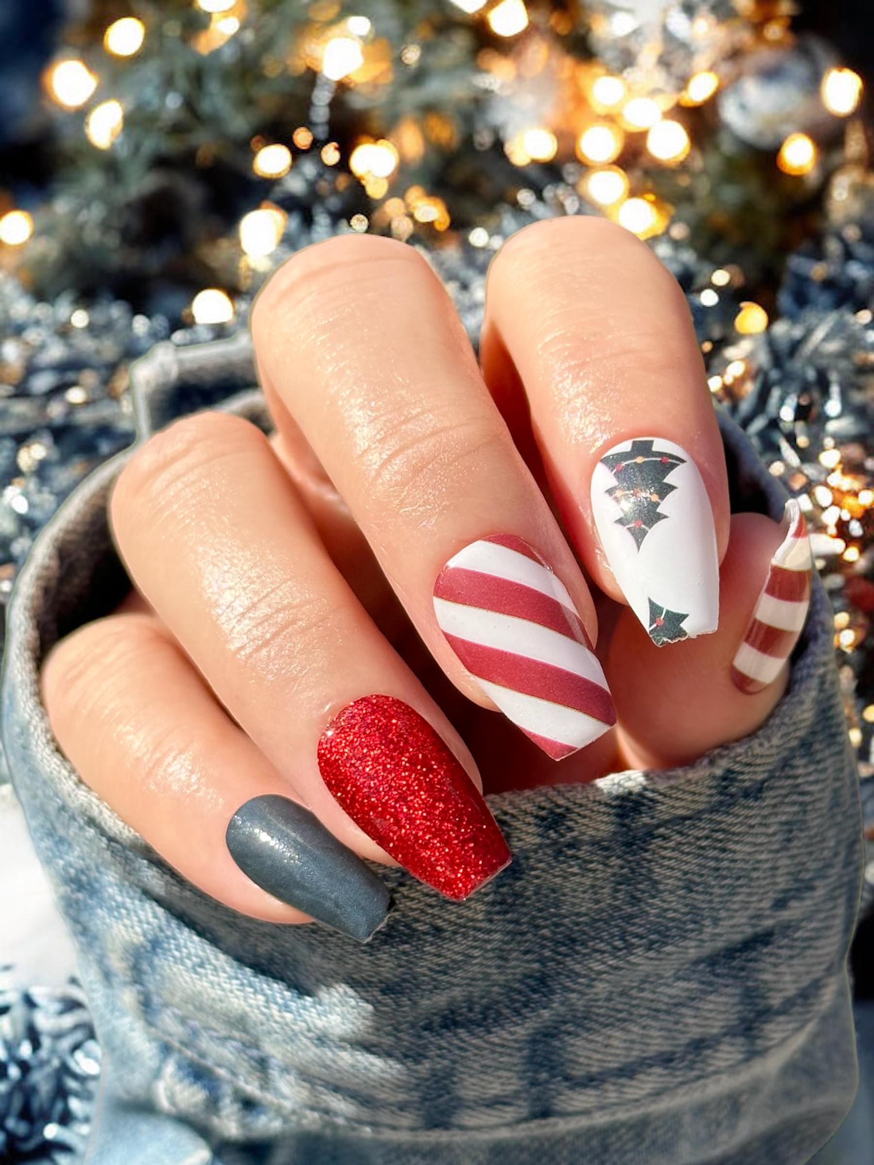 22 Premium Semi-Cured Gel Nail Polish Strips with Application Accessories - Classic Christmas Design for Holiday Parties & Festive Nail Art