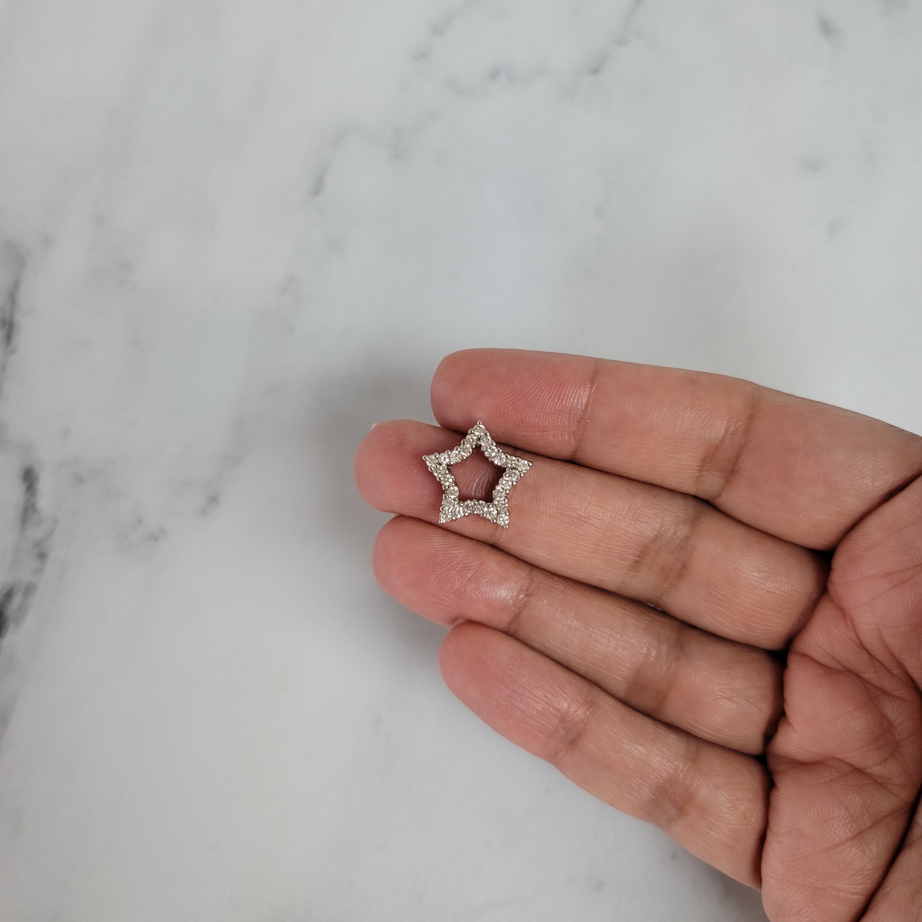 14K White Gold Diamond Star Cutout Necklace .52cttw - Elegant Jewelry for Women, Perfect for Anniversaries, Birthdays & Special Occasions