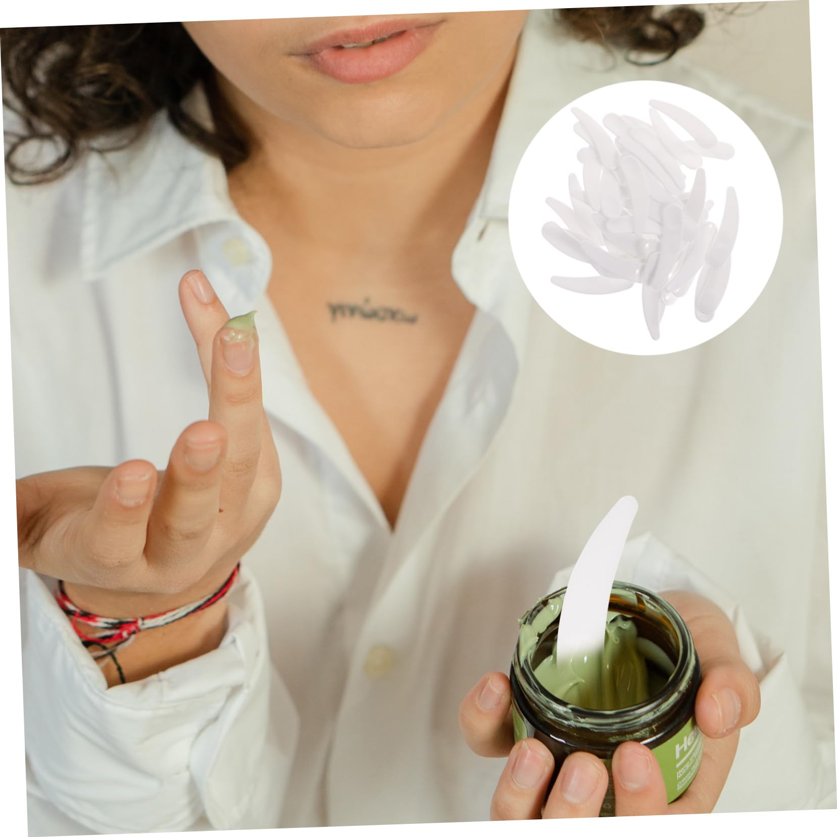 50pcs Reusable Wax Spatulas & Spoon Set with Brush Holder - Mini White Cosmetic Containers with Lids for Makeup, Face Cream & Skincare - Perfect for Salon, Travel & Home Beauty Organization