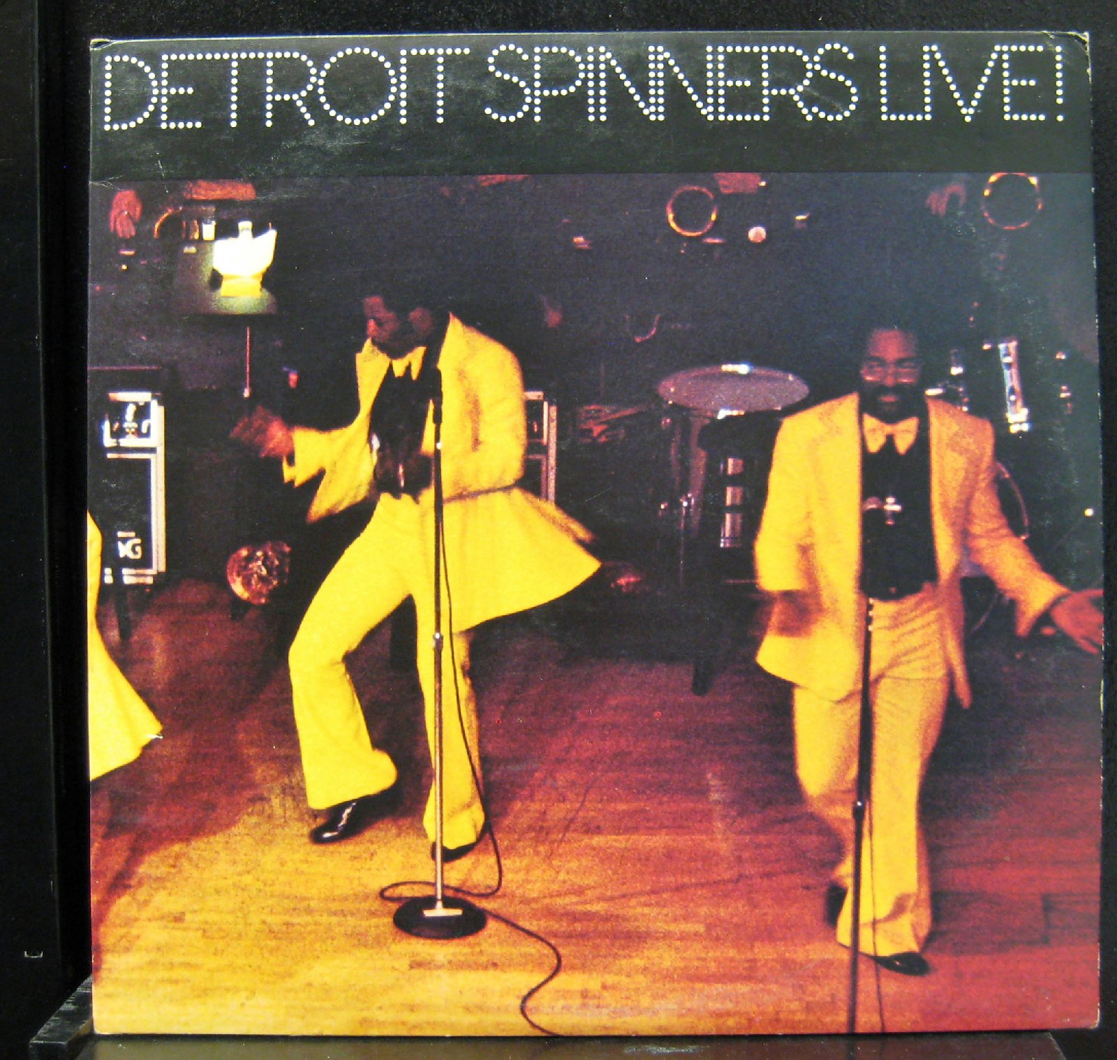 Detroit Spinners - Live! LP Vinyl Record - Classic Soul Music Album - Perfect for Record Collectors & Music Enthusiasts