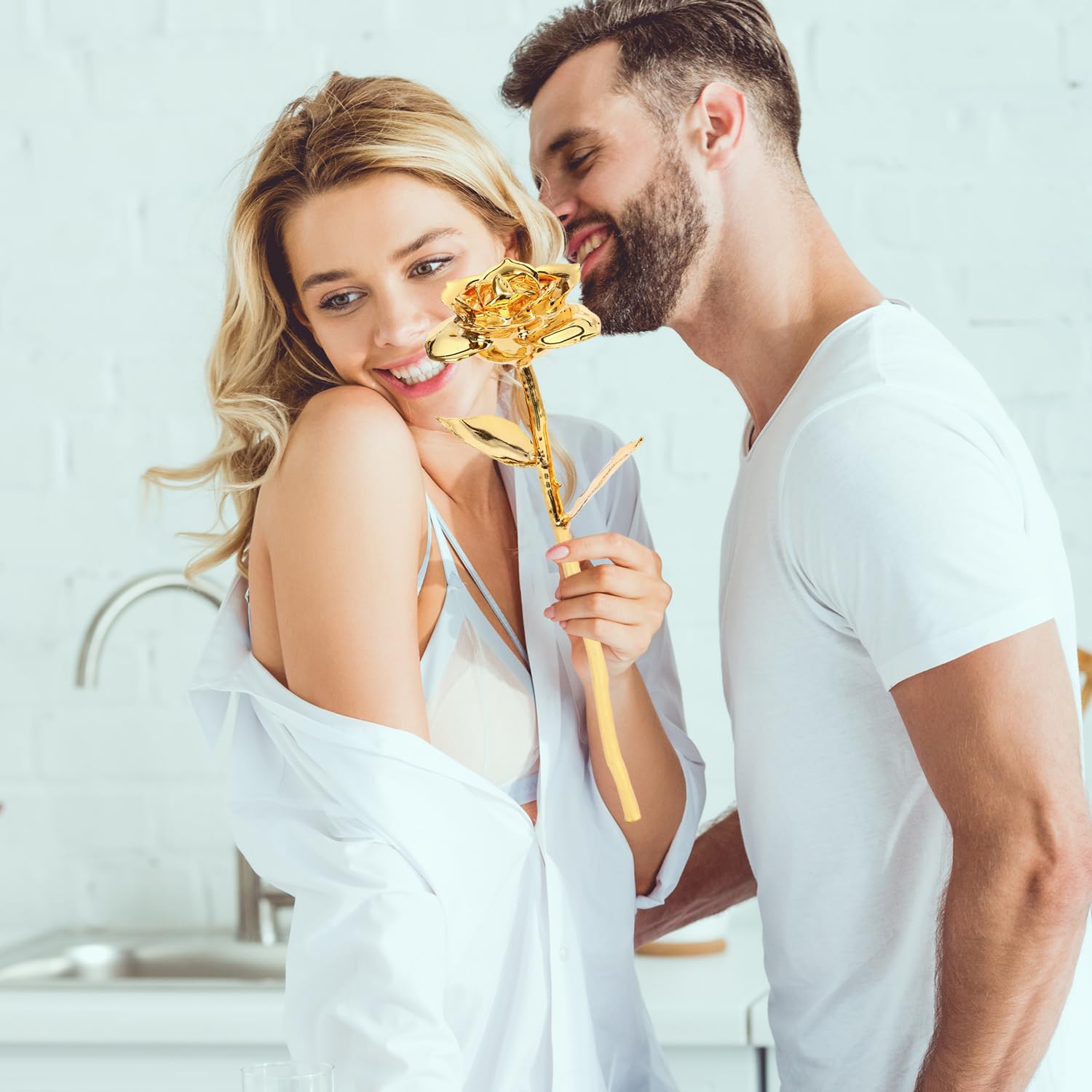 24K Gold Dipped Rose - Real Gold Plated Rose Flower Gift for Women, Mom, Wife - Romantic Anniversary, Valentine's Day, Birthday Present - Home Decor & Keepsake for Special Occasions