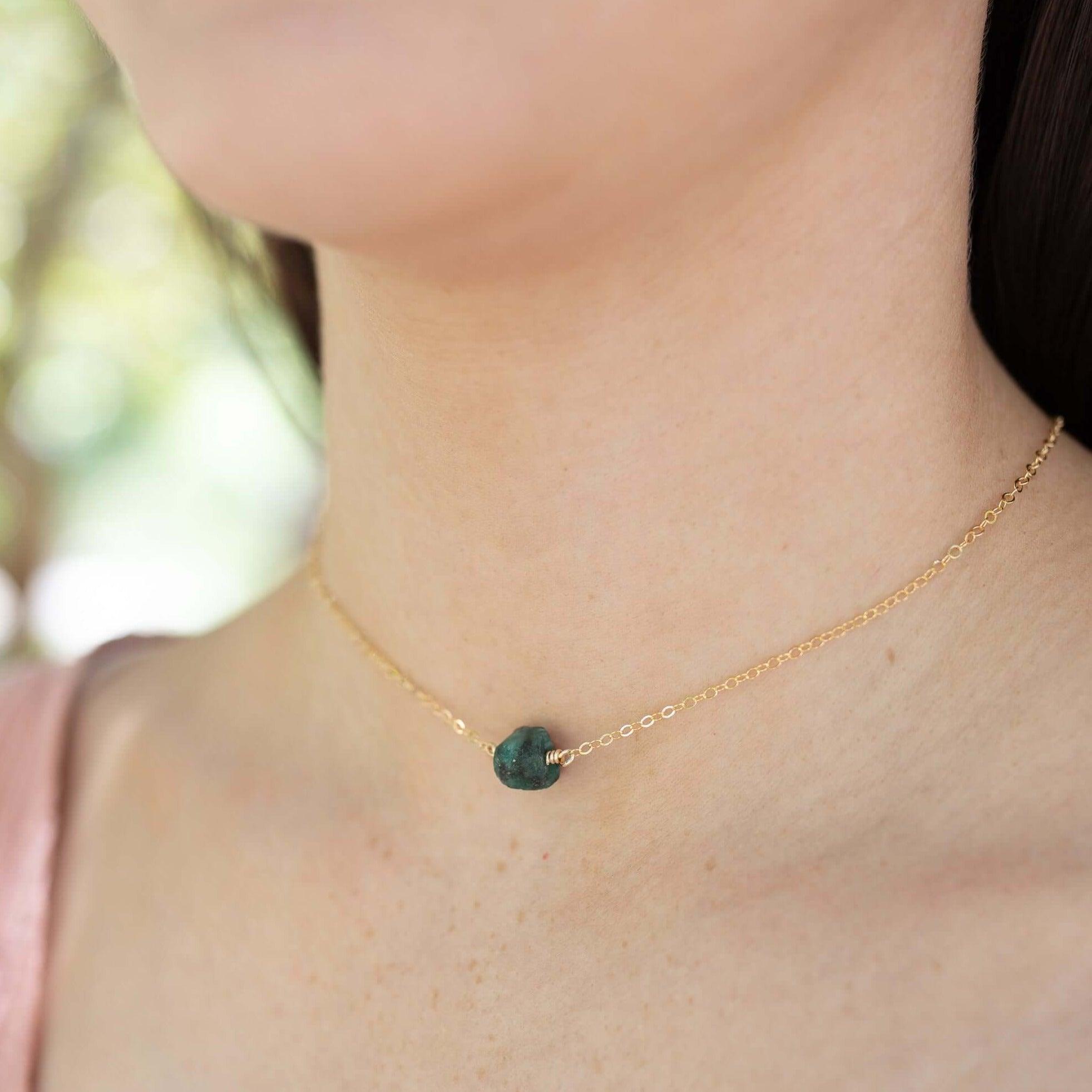 Natural Raw Emerald Crystal Nugget Choker Necklace - Handmade Boho Jewelry for Women, Spiritual Healing & Everyday Fashion Accessory